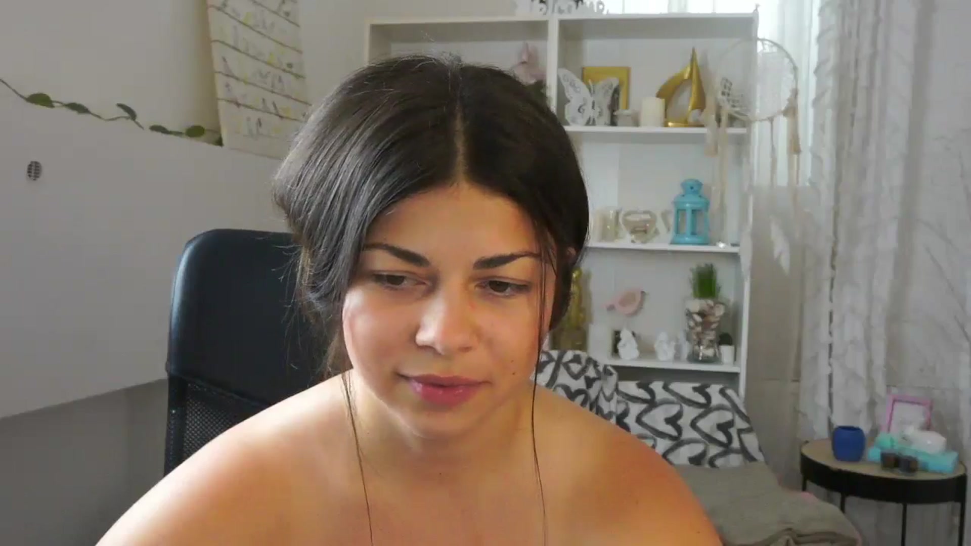 Gallery image thumbnail from Jaclyn__Case's myfreecams stream on, 07/12/2024, 13:03 image 18 of 20
