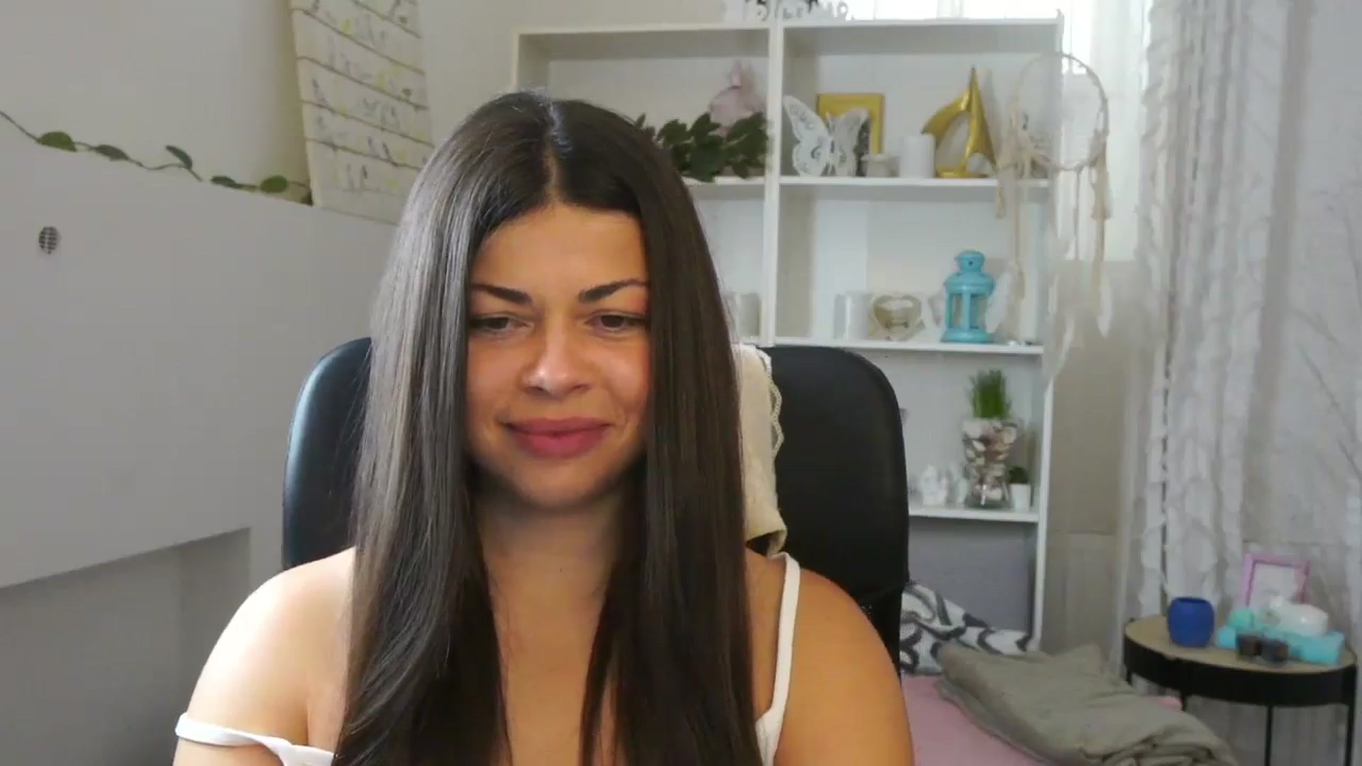 Gallery image thumbnail from Jaclyn__Case's myfreecams stream on, 07/13/2024, 09:47 image 17 of 20