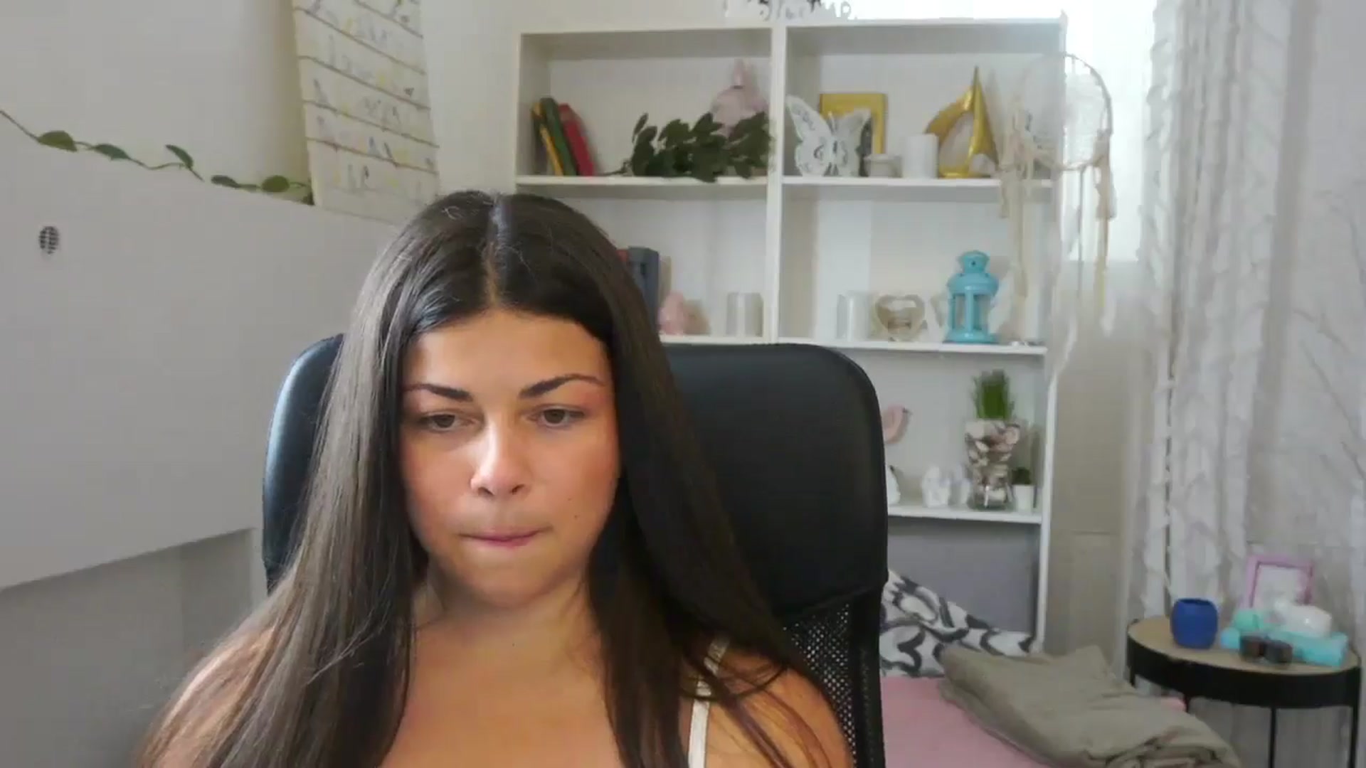 Gallery image thumbnail from Jaclyn__Case's myfreecams stream on, 07/13/2024, 12:15 image 13 of 20