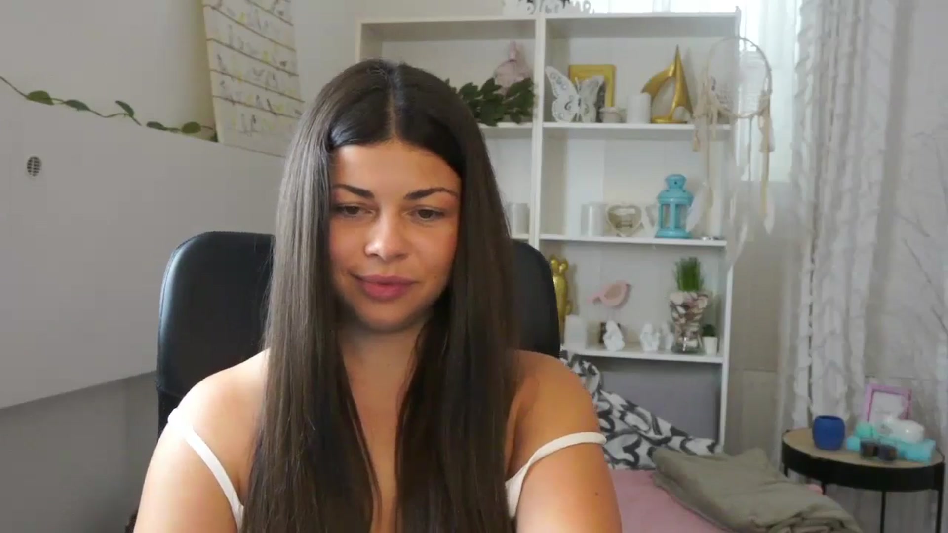 Gallery image thumbnail from Jaclyn__Case's myfreecams stream on, 07/13/2024, 12:42 image 14 of 20