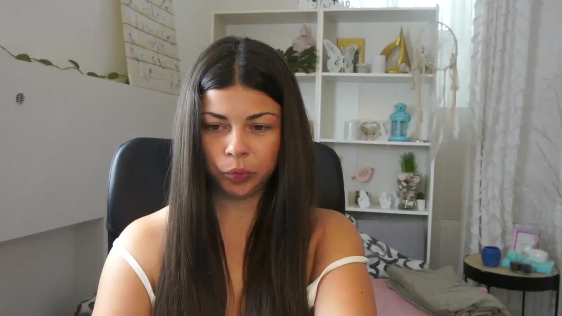 Gallery image thumbnail from Jaclyn__Case's myfreecams stream on, 07/13/2024, 12:42 image 13 of 20