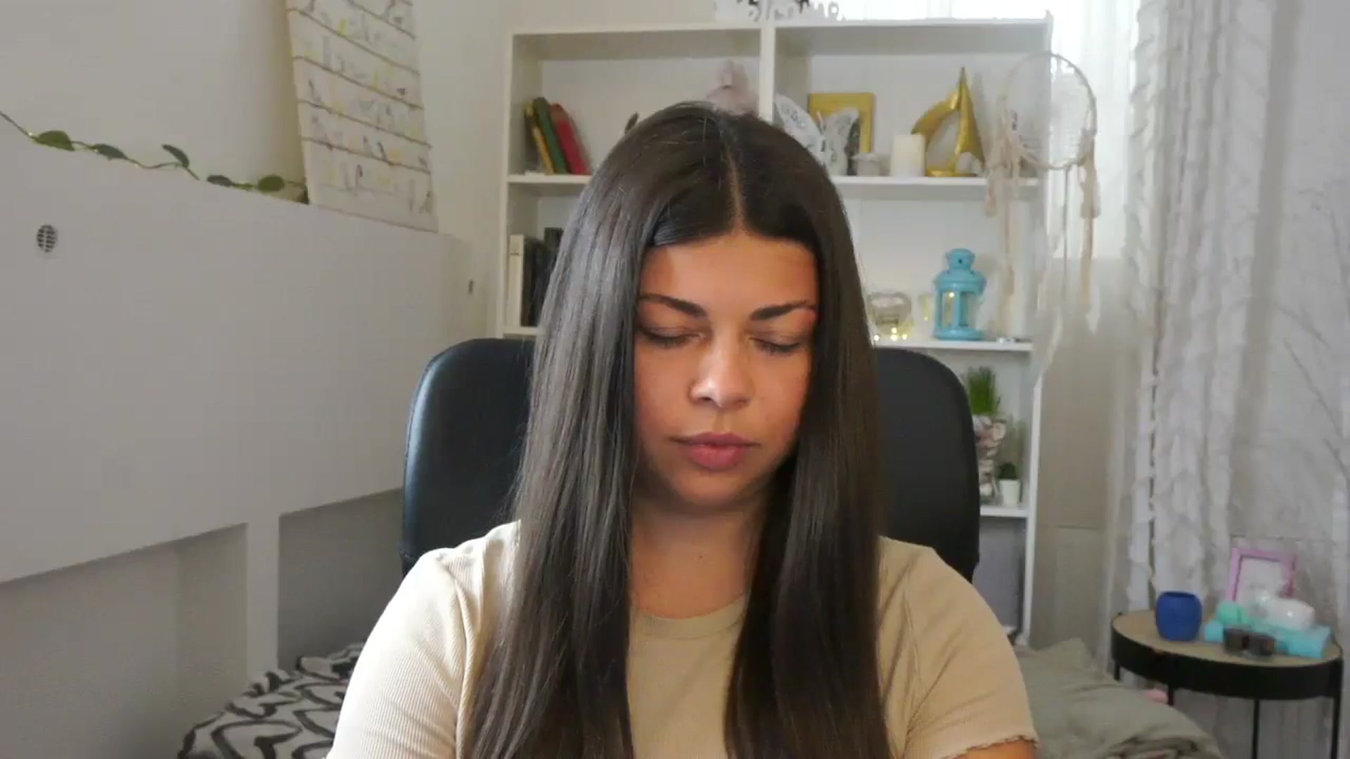 Gallery image thumbnail from Jaclyn__Case's myfreecams stream on, 07/14/2024, 14:41 image 2 of 20