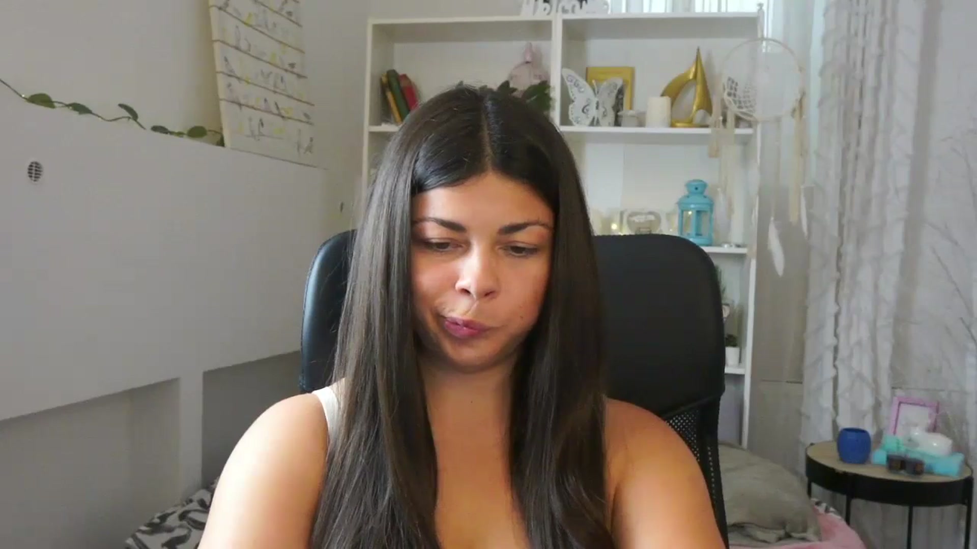 Gallery image thumbnail from Jaclyn__Case's myfreecams stream on, 07/14/2024, 16:36 image 5 of 20