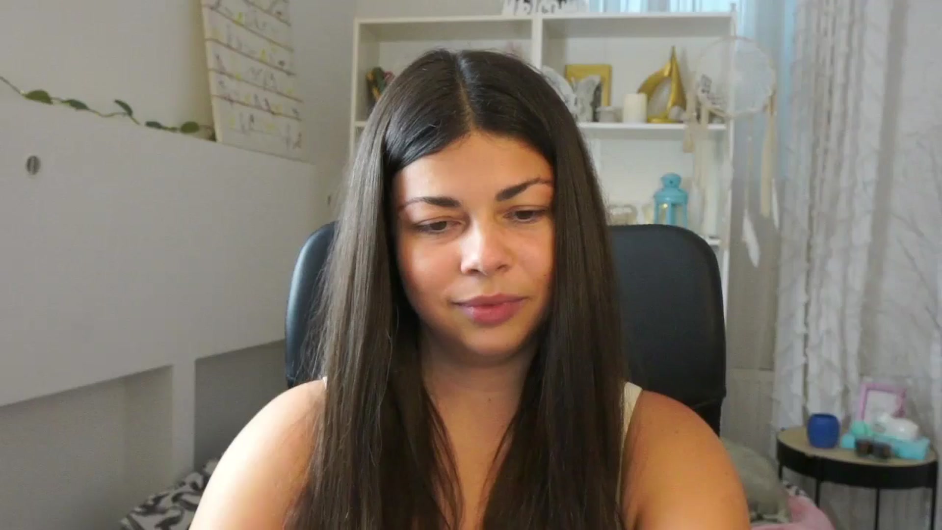 Gallery image thumbnail from Jaclyn__Case's myfreecams stream on, 07/14/2024, 16:36 image 1 of 20