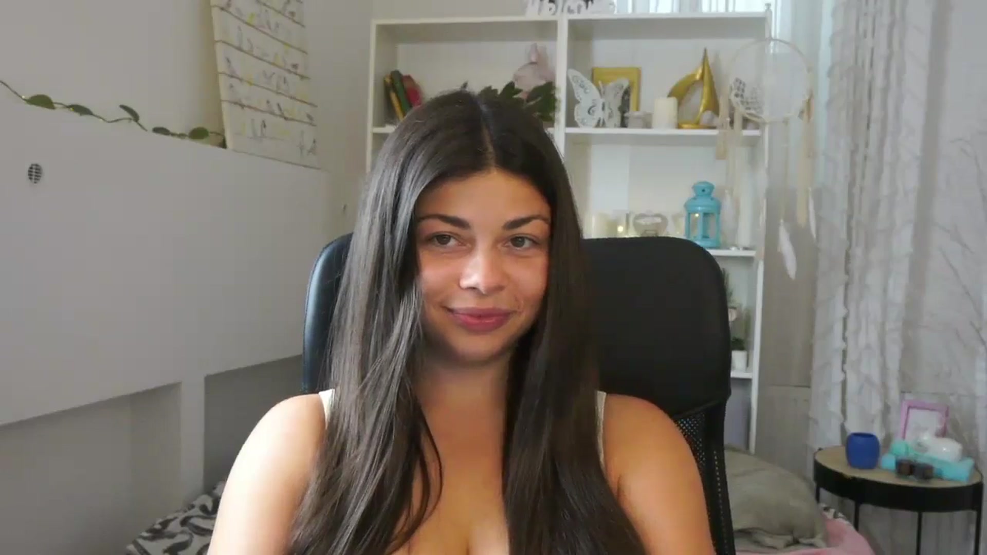 Gallery image thumbnail from Jaclyn__Case's myfreecams stream on, 07/14/2024, 16:36 image 6 of 20