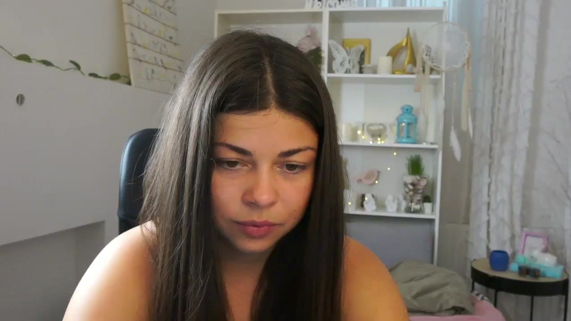 Gallery image thumbnail from Jaclyn__Case's myfreecams stream on, 07/14/2024, 17:32 image 3 of 20