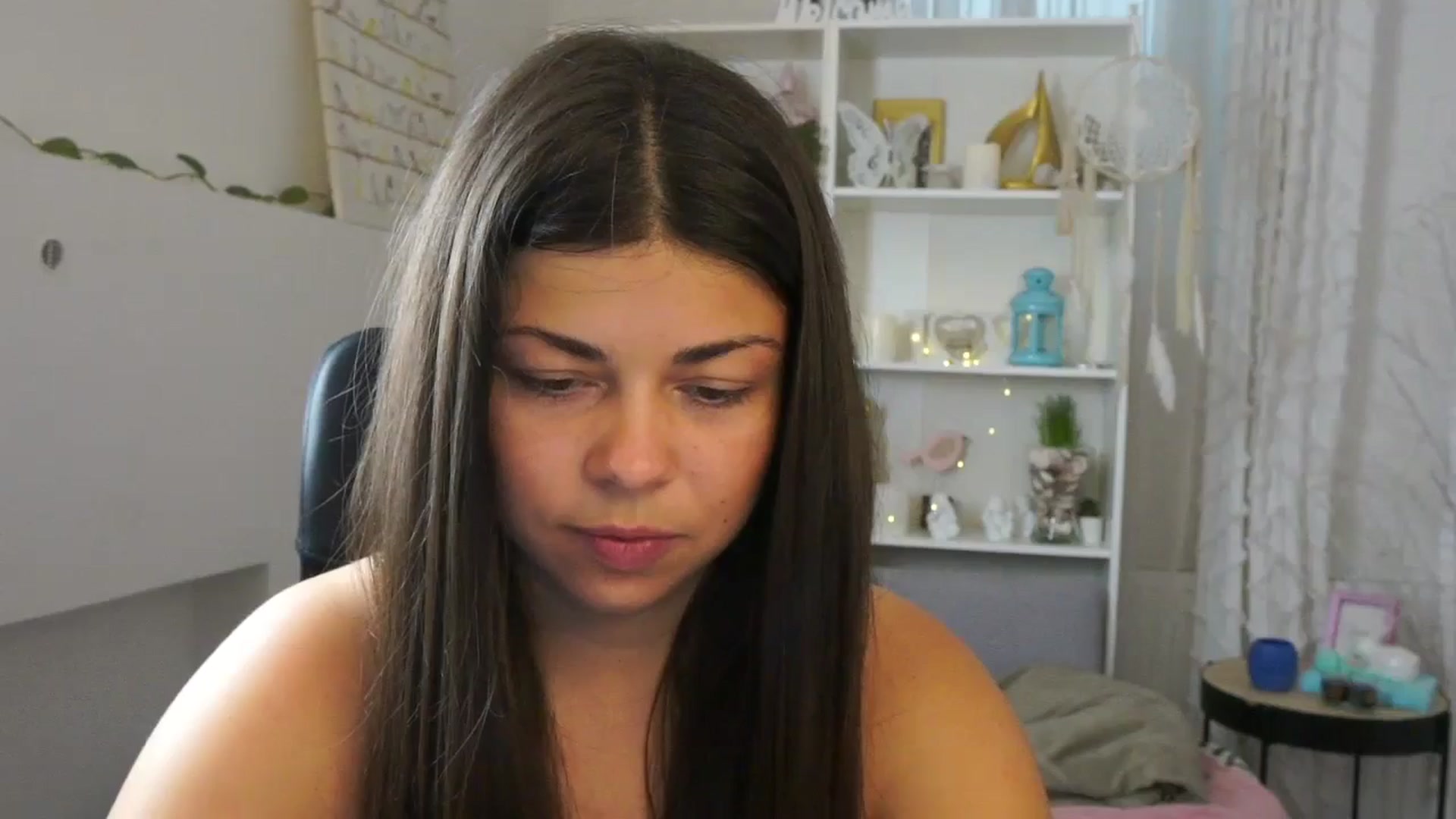 Gallery image thumbnail from Jaclyn__Case's myfreecams stream on, 07/14/2024, 17:32 image 2 of 20