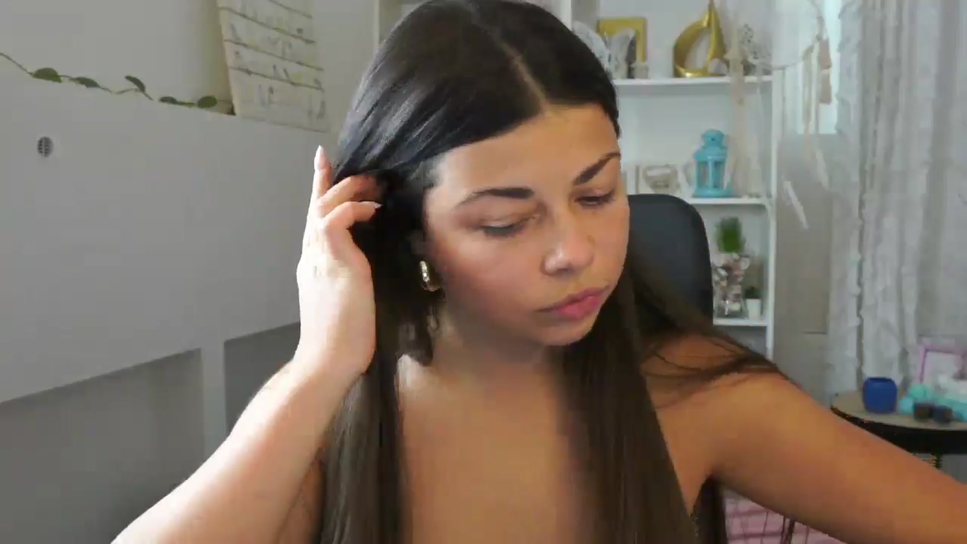 Gallery image thumbnail from Jaclyn__Case's myfreecams stream on, 07/15/2024, 12:42 image 10 of 20