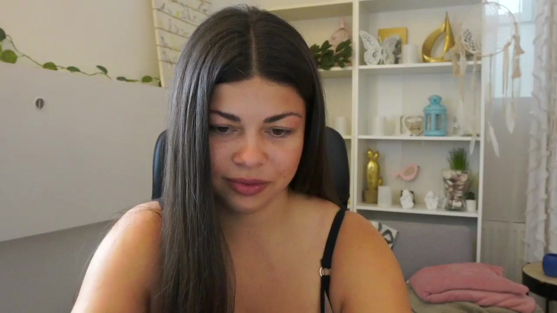 Gallery image thumbnail from Jaclyn__Case's myfreecams stream on, 07/21/2024, 08:54 image 11 of 20