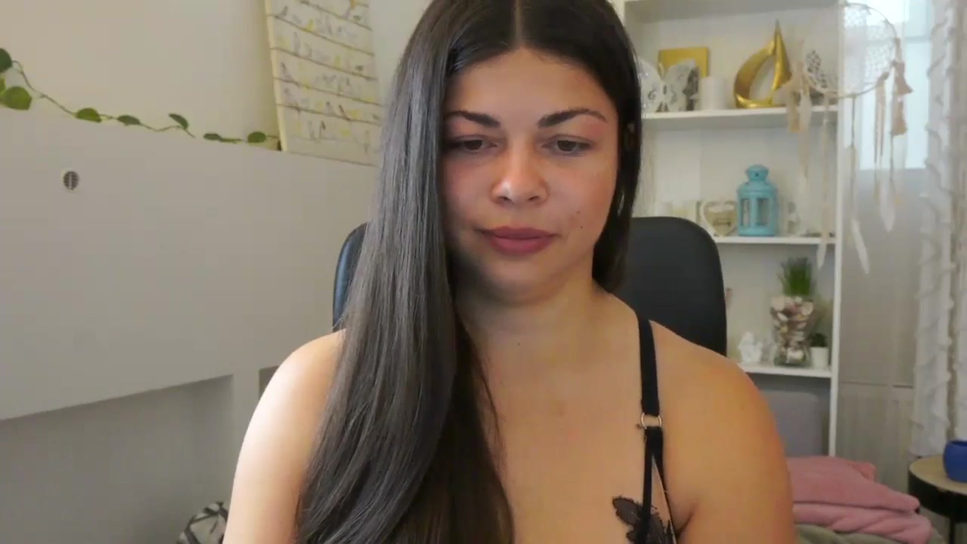 Gallery image thumbnail from Jaclyn__Case's myfreecams stream on, 07/21/2024, 09:57 image 3 of 20