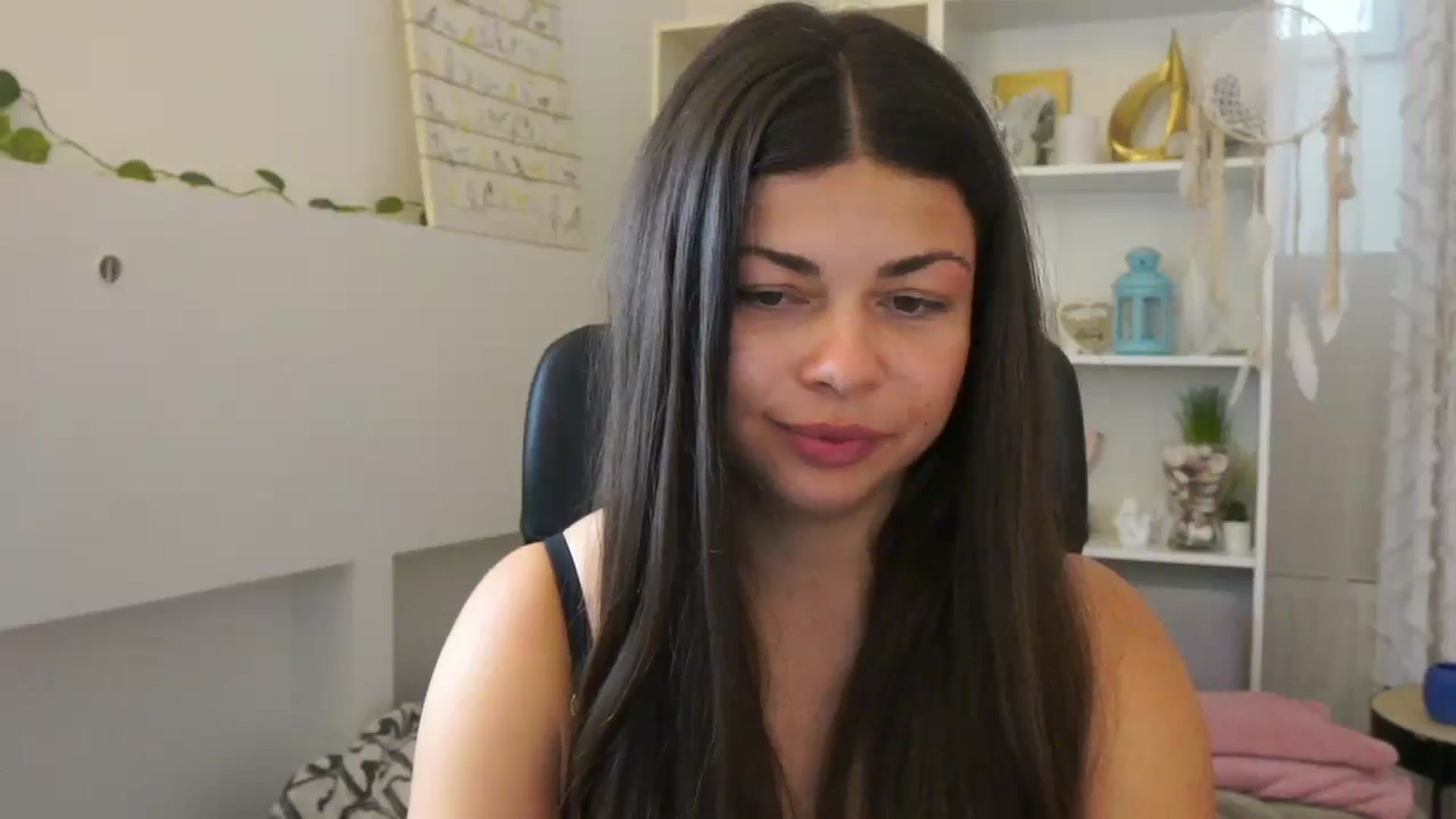 Gallery image thumbnail from Jaclyn__Case's myfreecams stream on, 07/21/2024, 11:02 image 18 of 20