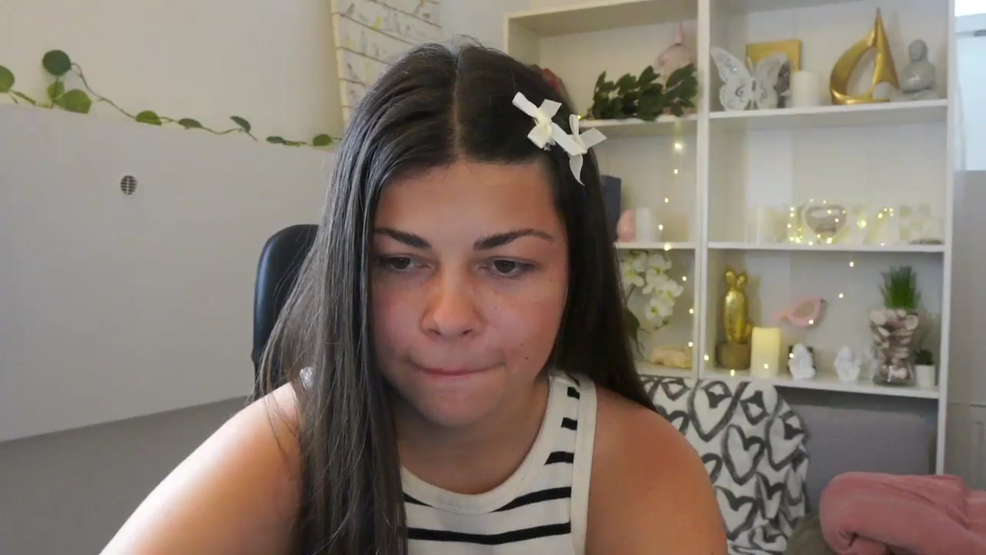 Gallery image thumbnail from Jaclyn__Case's myfreecams stream on, 07/25/2024, 11:52 image 9 of 20