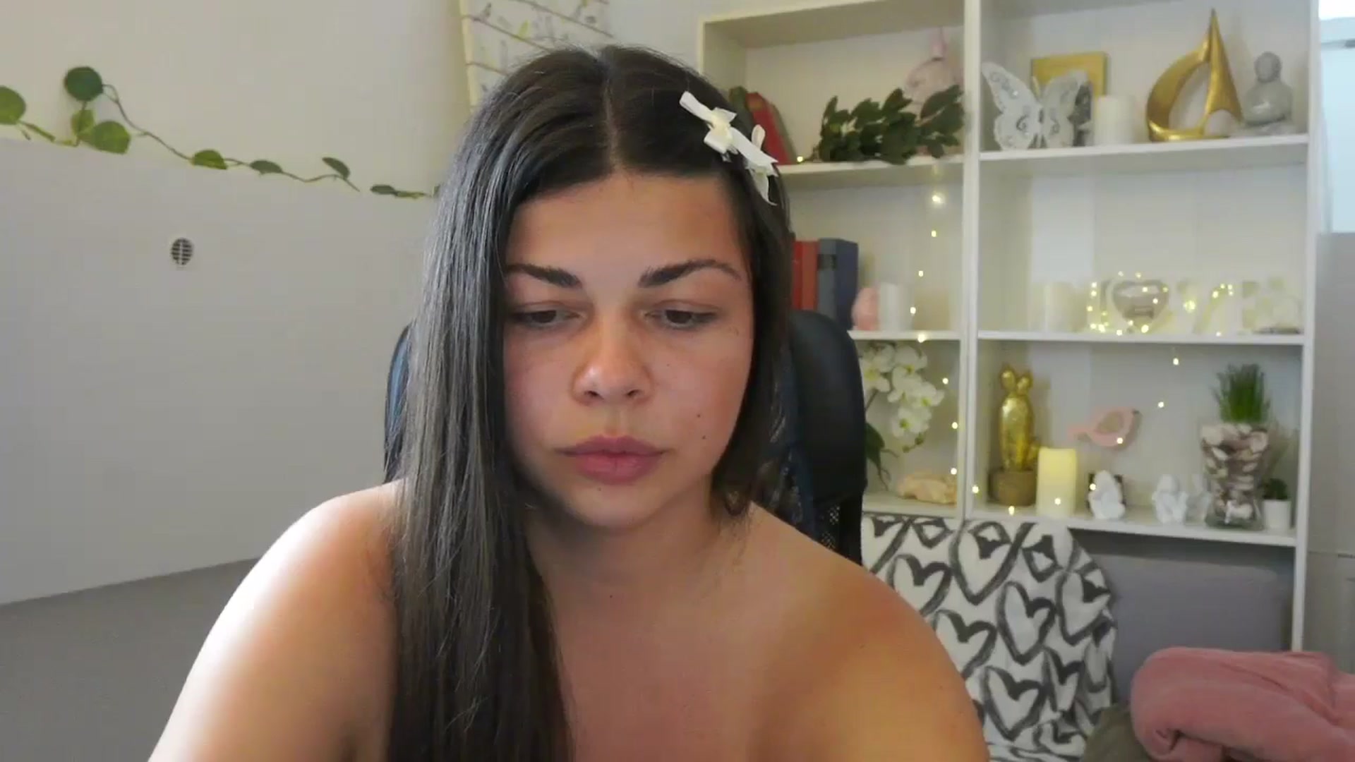 Gallery image thumbnail from Jaclyn__Case's myfreecams stream on, 07/25/2024, 13:12 image 5 of 20