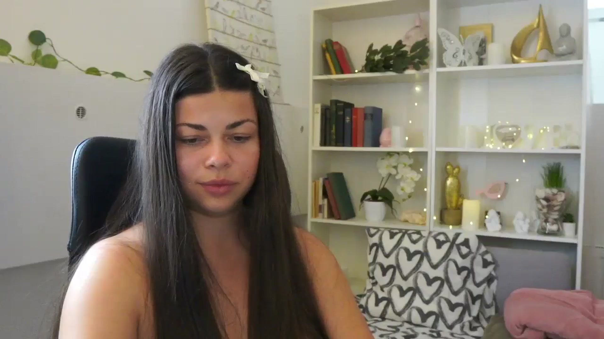 Gallery image thumbnail from Jaclyn__Case's myfreecams stream on, 07/25/2024, 13:12 image 20 of 20