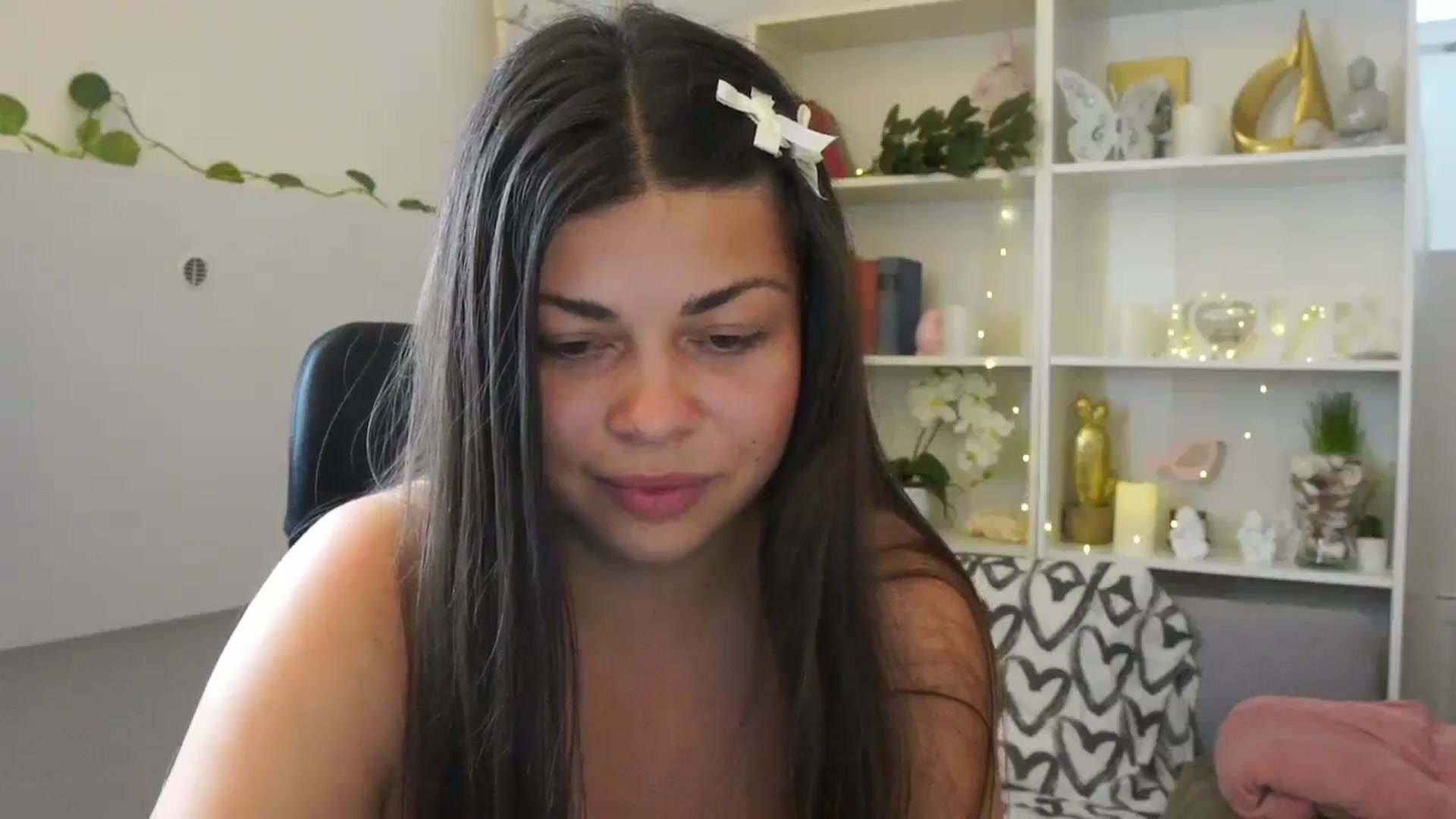 Gallery image thumbnail from Jaclyn__Case's myfreecams stream on, 07/25/2024, 13:12 image 15 of 20