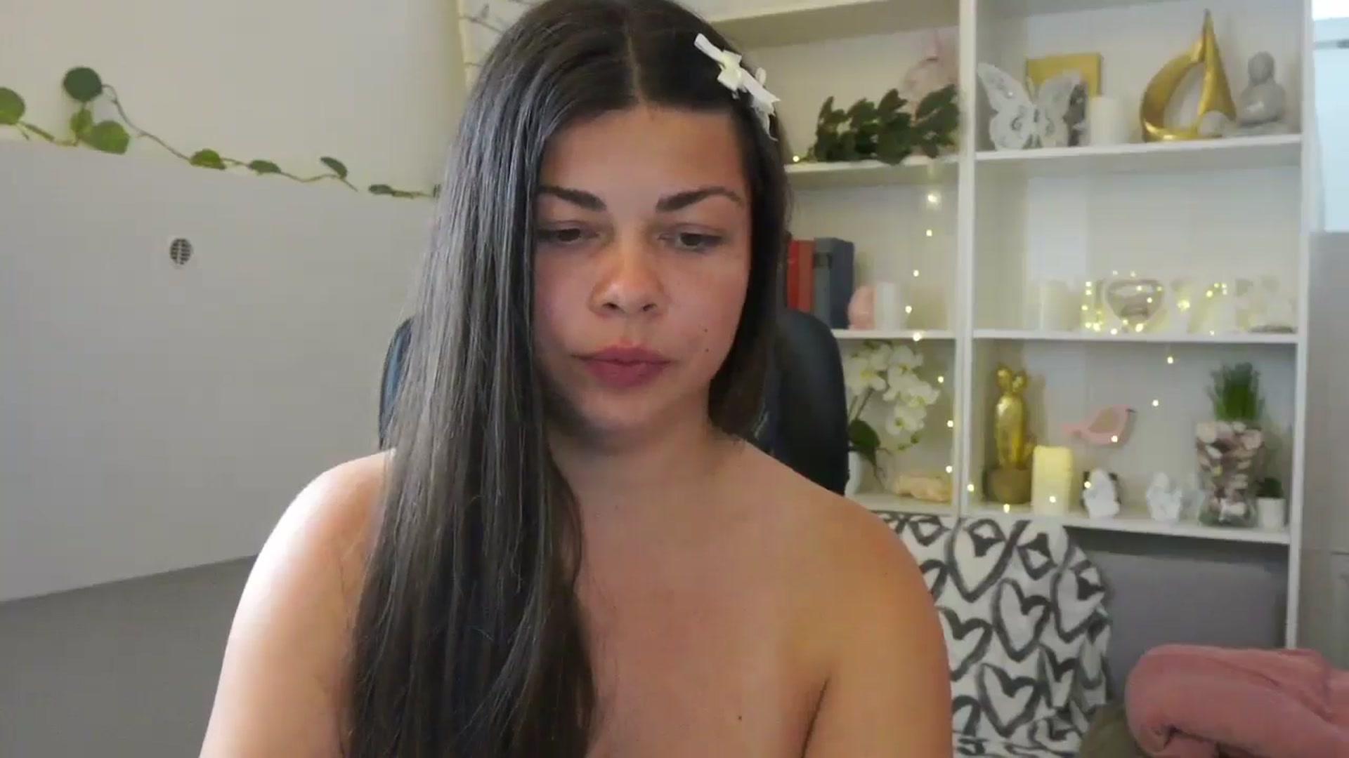 Gallery image thumbnail from Jaclyn__Case's myfreecams stream on, 07/25/2024, 13:12 image 4 of 20
