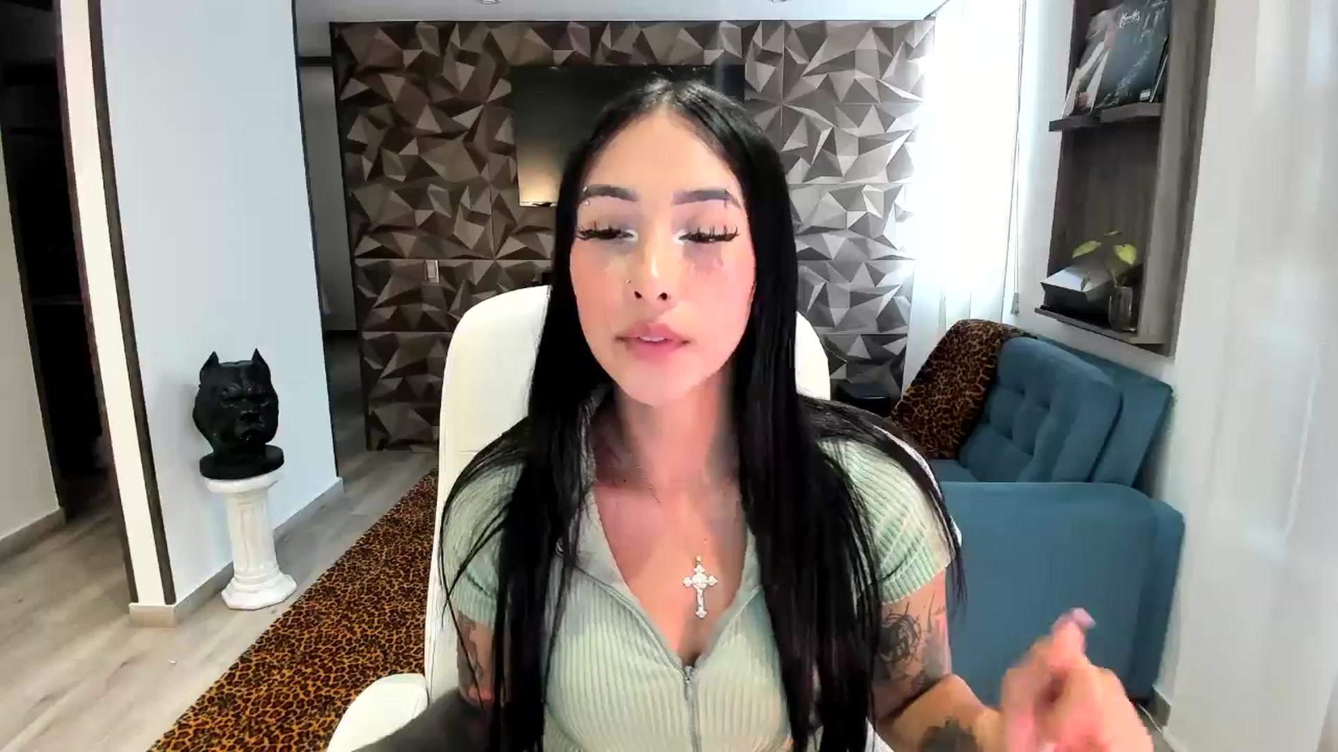 Gallery image thumbnail from Jade7777's myfreecams stream on, 07/03/2024, 12:57 image 19 of 20