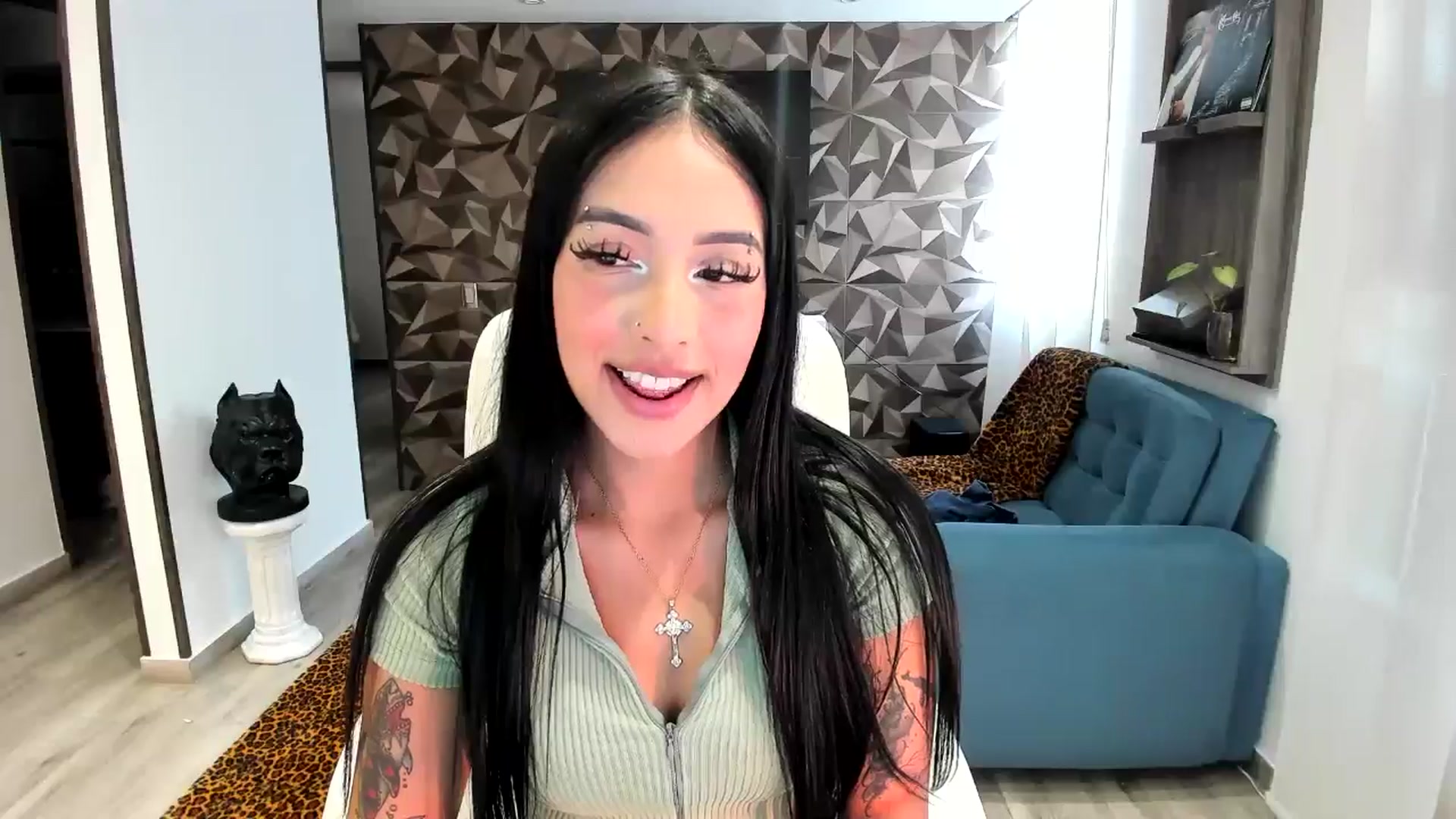 Gallery image thumbnail from Jade7777's myfreecams stream on, 07/03/2024, 12:57 image 14 of 20