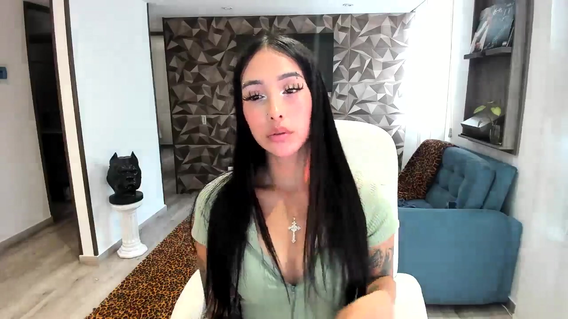 Gallery image thumbnail from Jade7777's myfreecams stream on, 07/03/2024, 15:29 image 13 of 20