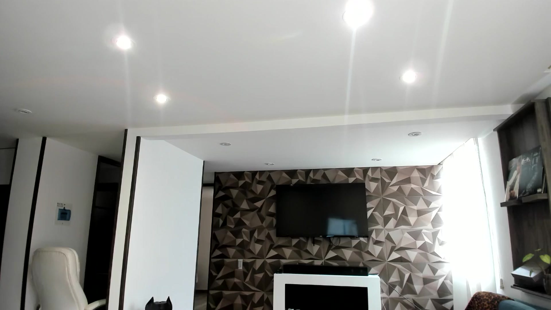 Gallery image thumbnail from Jade7777's myfreecams stream on, 07/03/2024, 15:29 image 1 of 20