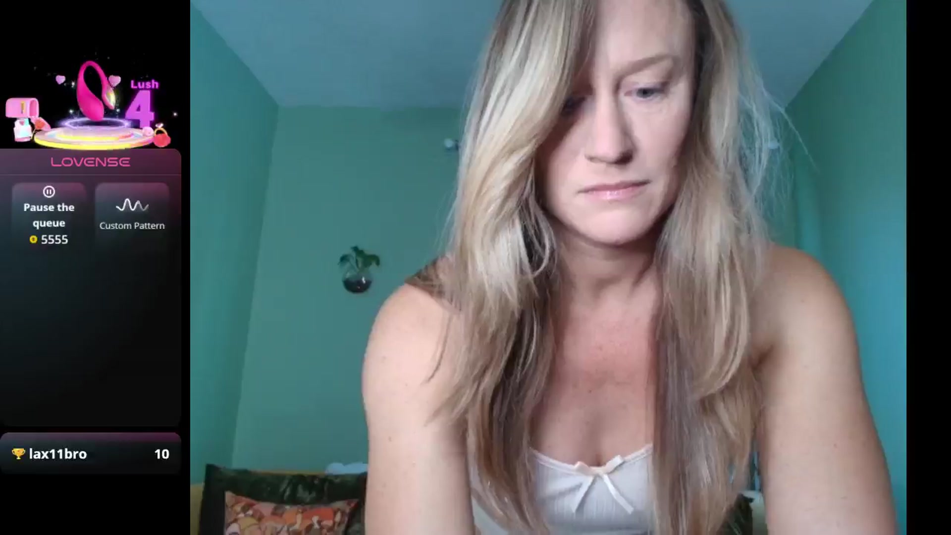 Gallery image thumbnail from JadeAmaryllis's myfreecams stream on, 12/19/2025, 15:35 image 13 of 20