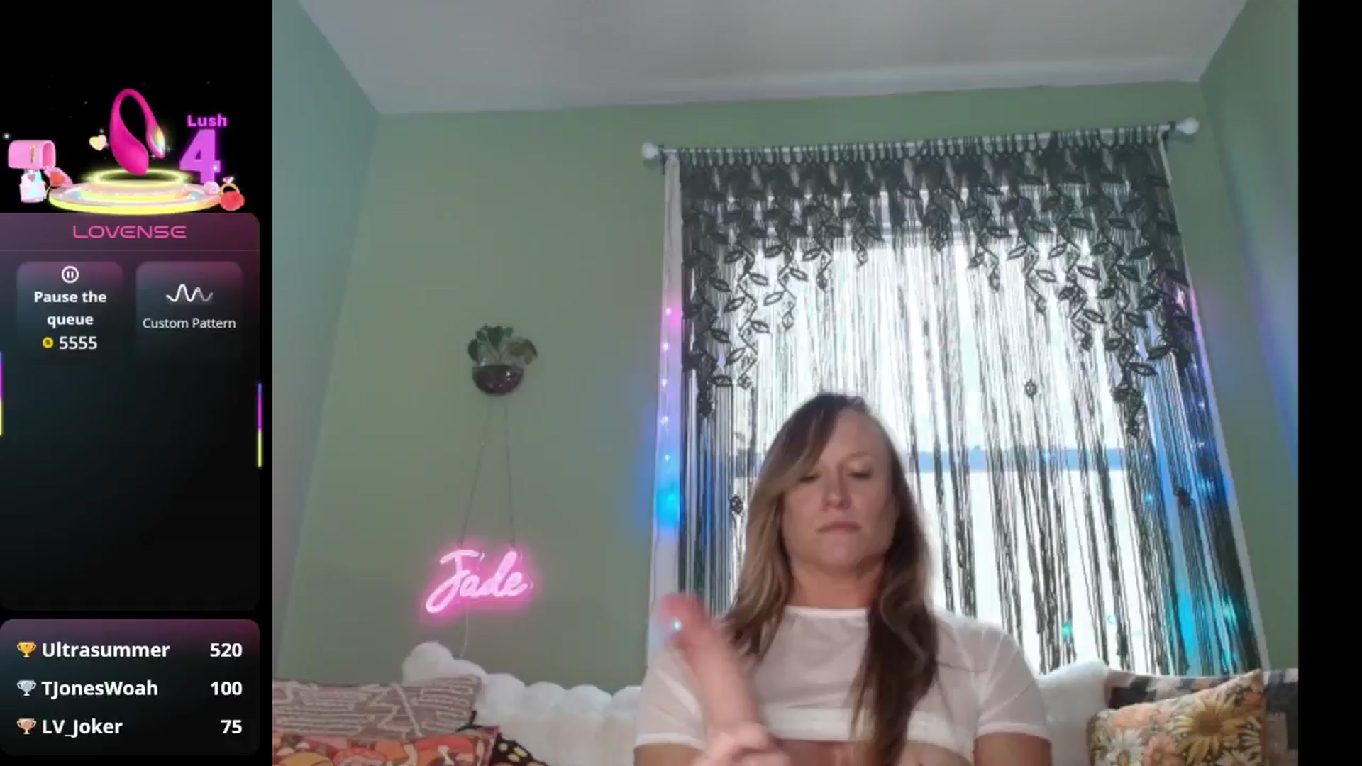 Gallery image thumbnail from JadeAmaryllis's myfreecams stream on, 12/24/2025, 17:41 image 4 of 20
