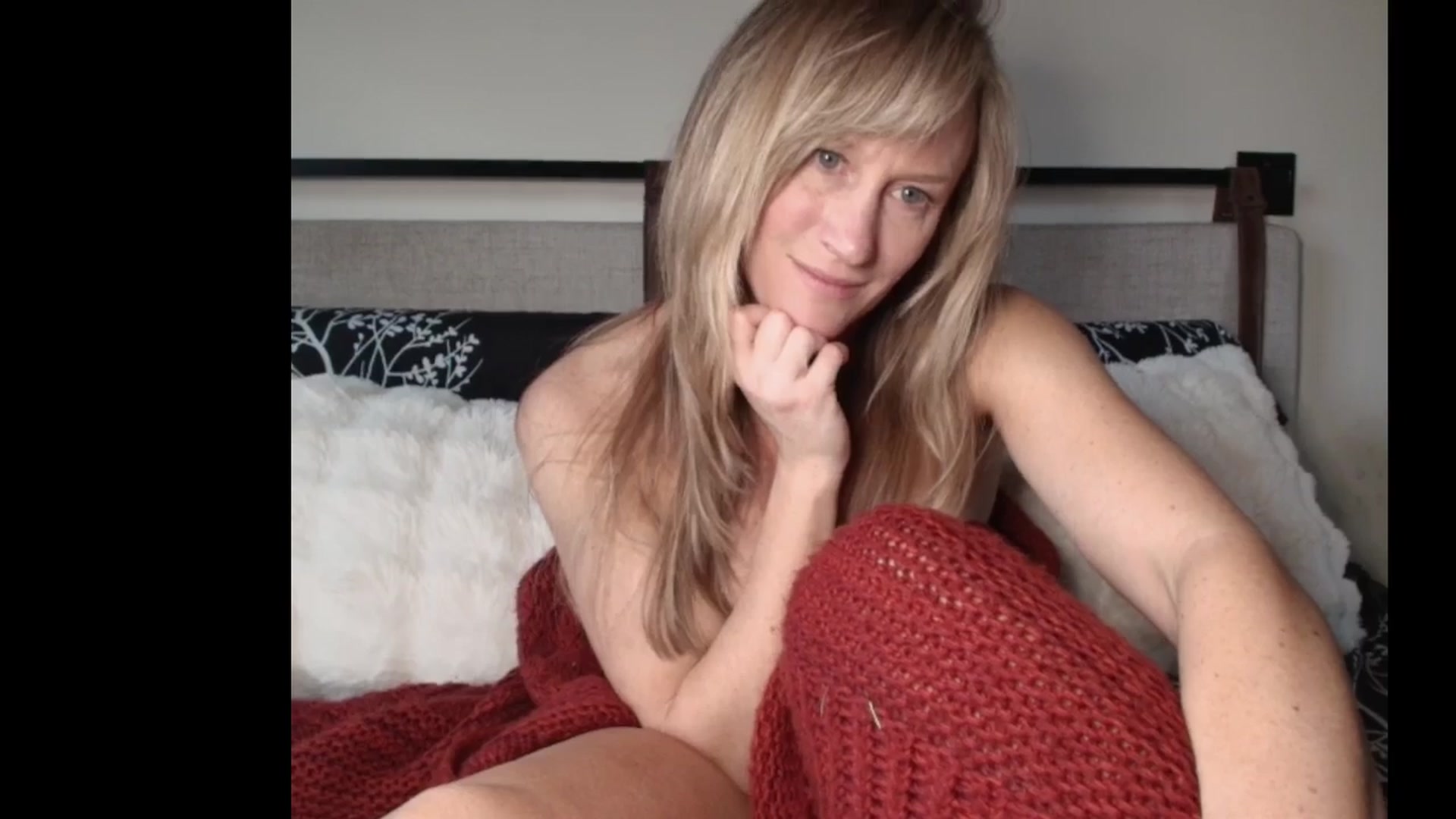 Gallery image thumbnail from JadeAmaryllis's myfreecams stream on, 01/09/2026, 17:48 image 5 of 20