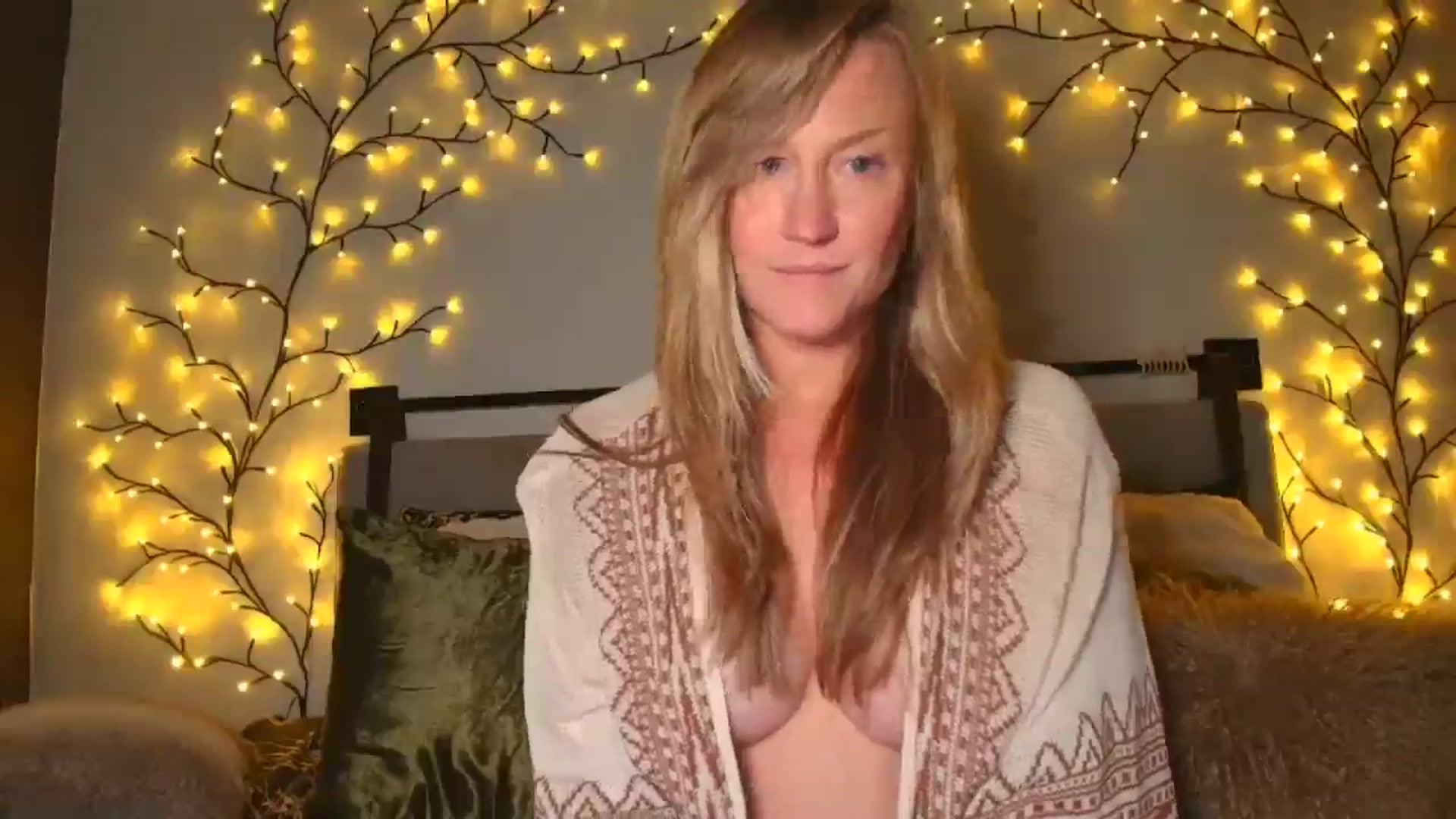 Gallery image thumbnail from JadeAmaryllis's myfreecams stream on, 01/22/2026, 17:19 image 16 of 20