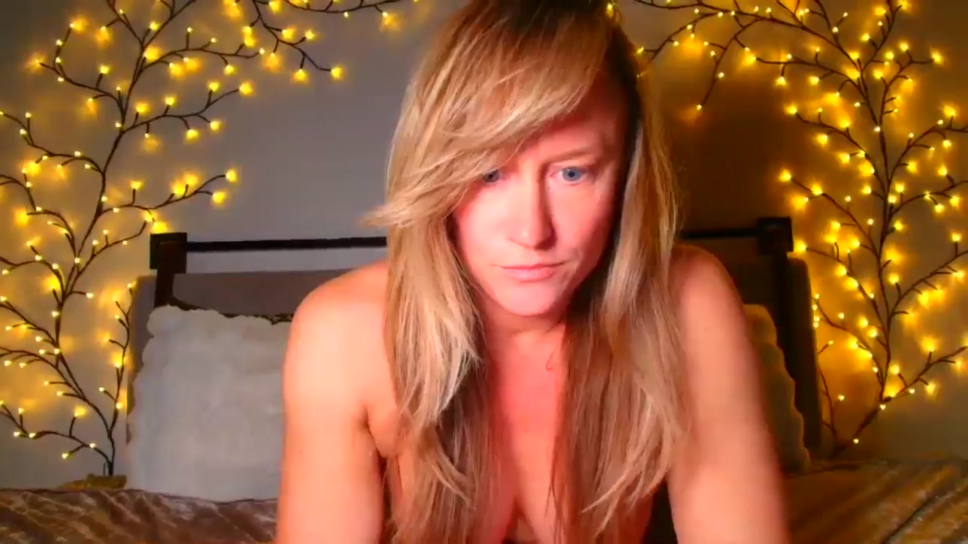 Gallery image thumbnail from JadeAmaryllis's myfreecams stream on, 03/08/2026, 18:10 image 7 of 20