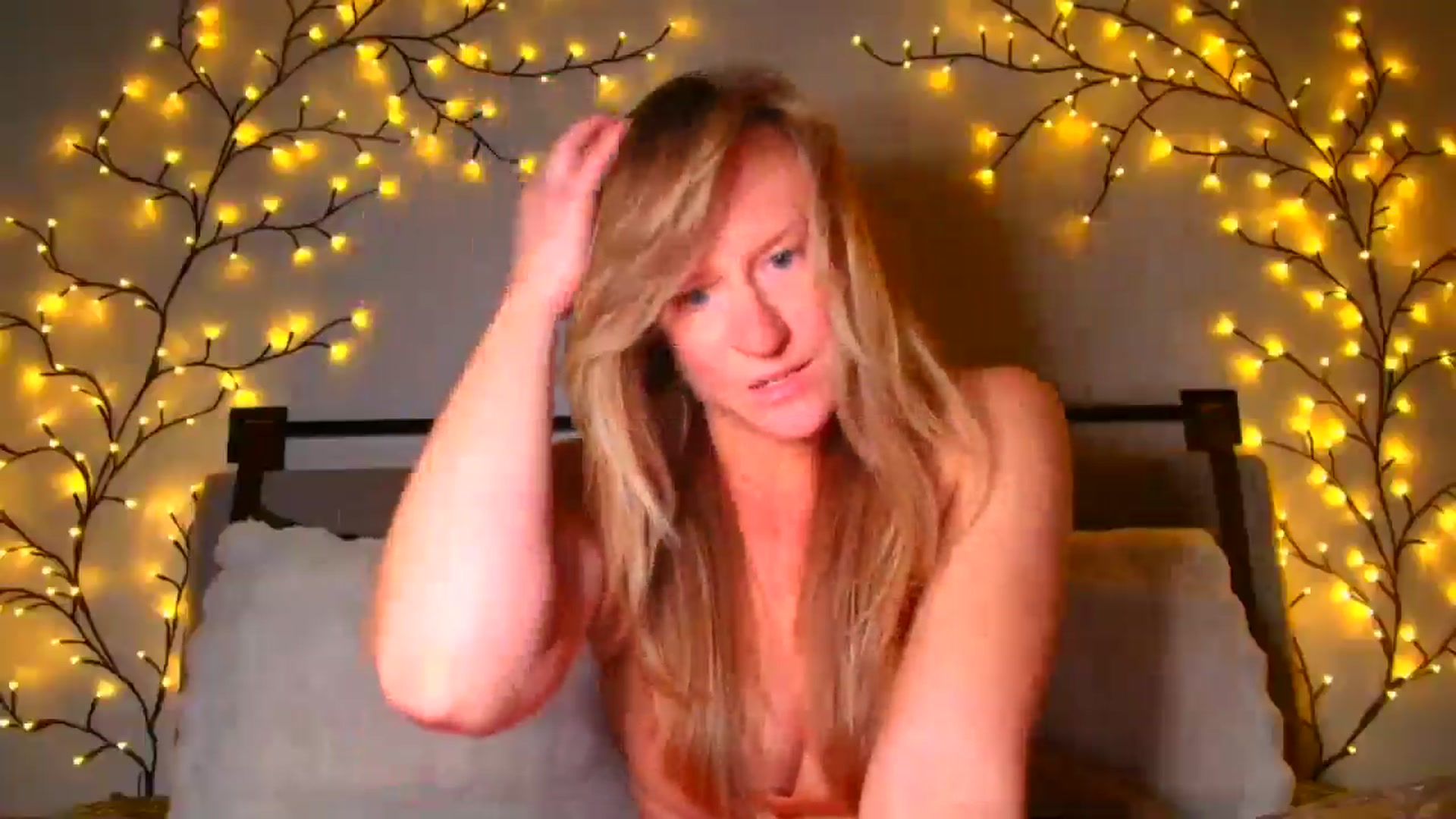 Gallery image thumbnail from JadeAmaryllis's myfreecams stream on, 03/08/2026, 18:10 image 3 of 20