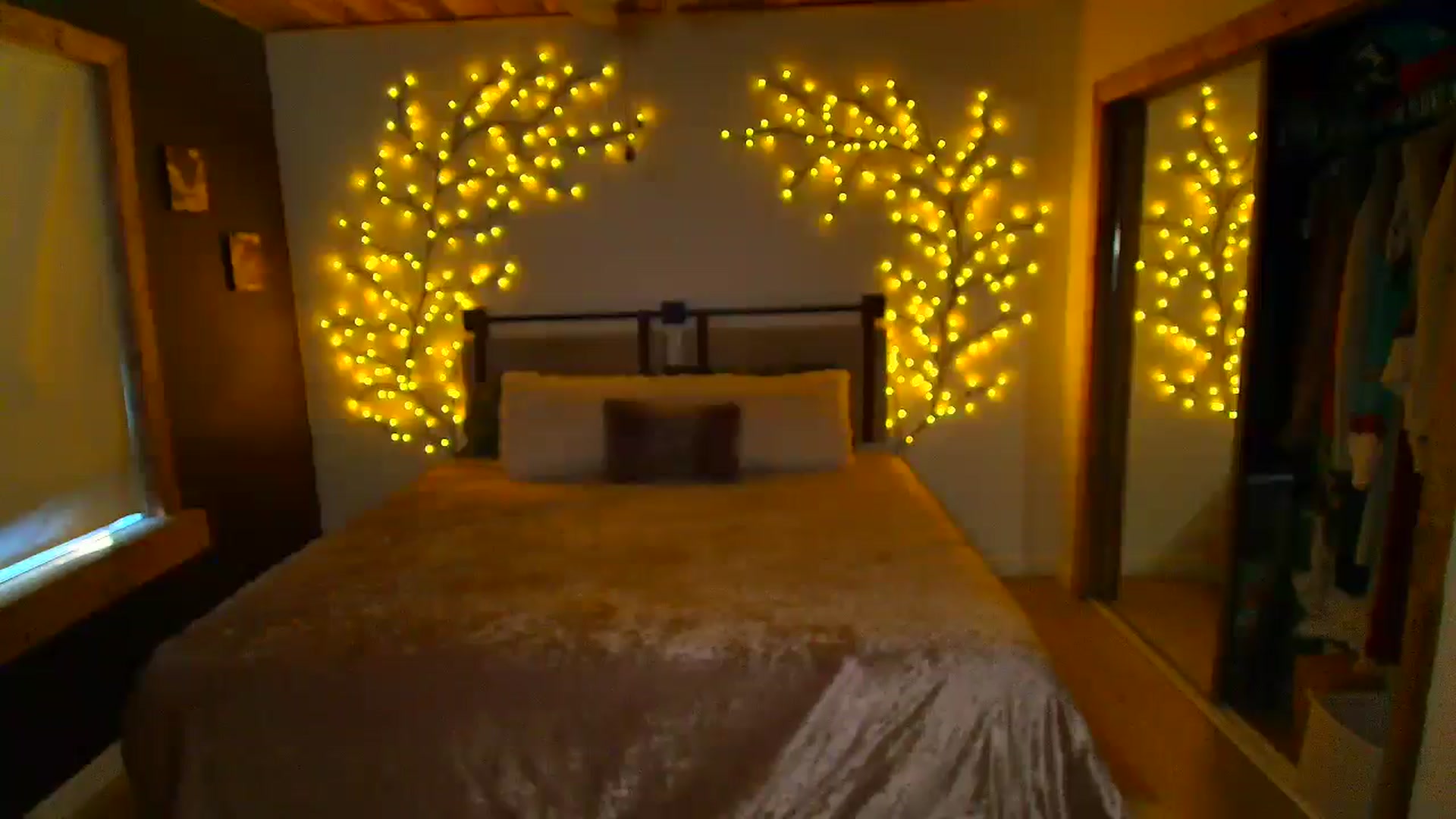 Gallery image thumbnail from JadeAmaryllis's myfreecams stream on, 03/10/2026, 13:45 image 14 of 20
