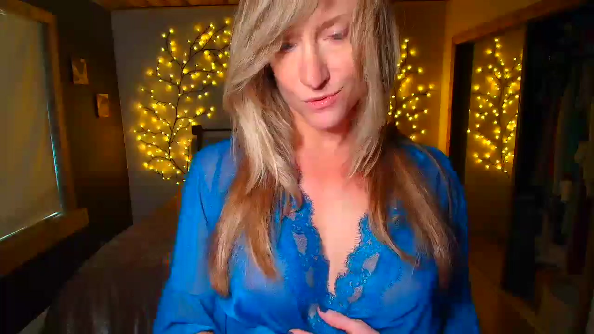 Gallery image thumbnail from JadeAmaryllis's myfreecams stream on, 03/10/2026, 17:13 image 9 of 20