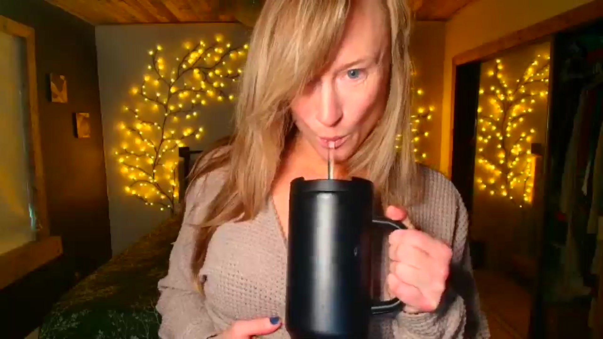 Gallery image thumbnail from JadeAmaryllis's myfreecams stream on, 03/15/2026, 14:26 image 5 of 20