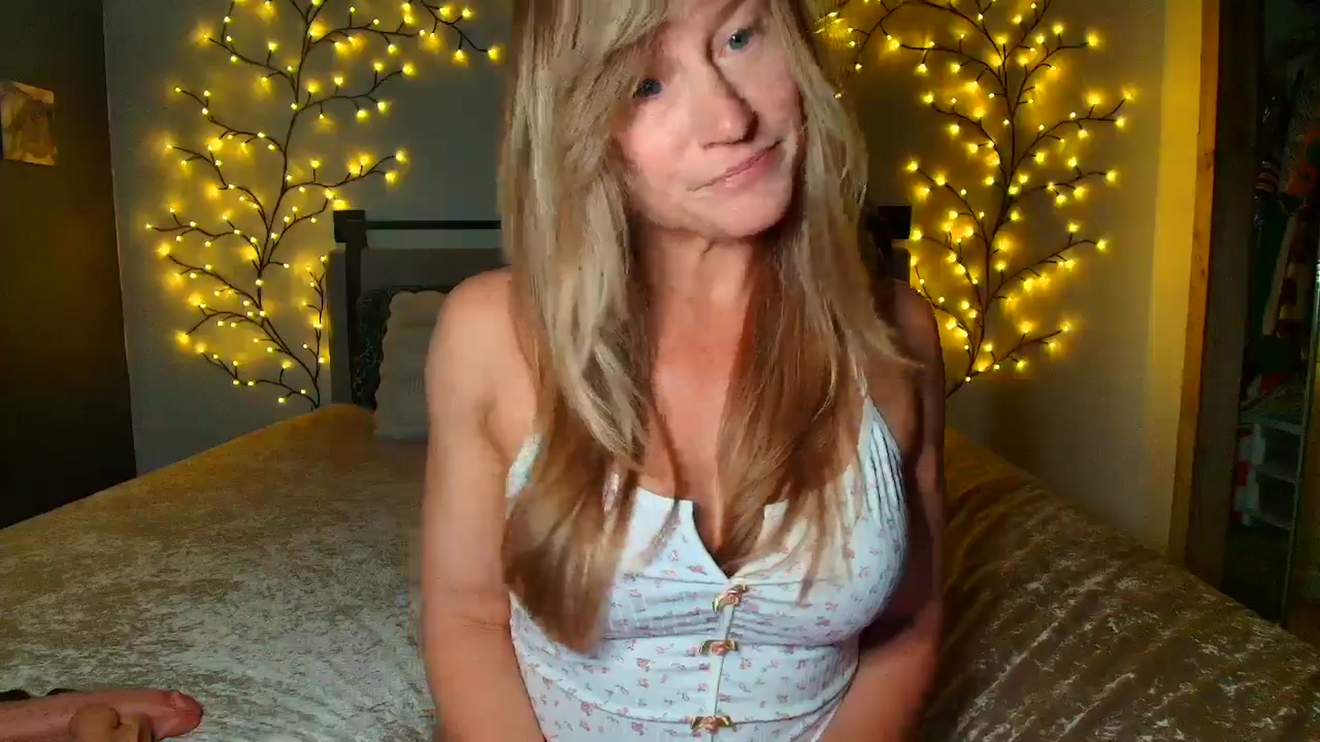 Gallery image thumbnail from JadeAmaryllis's myfreecams stream on, 03/21/2026, 15:05 image 14 of 20