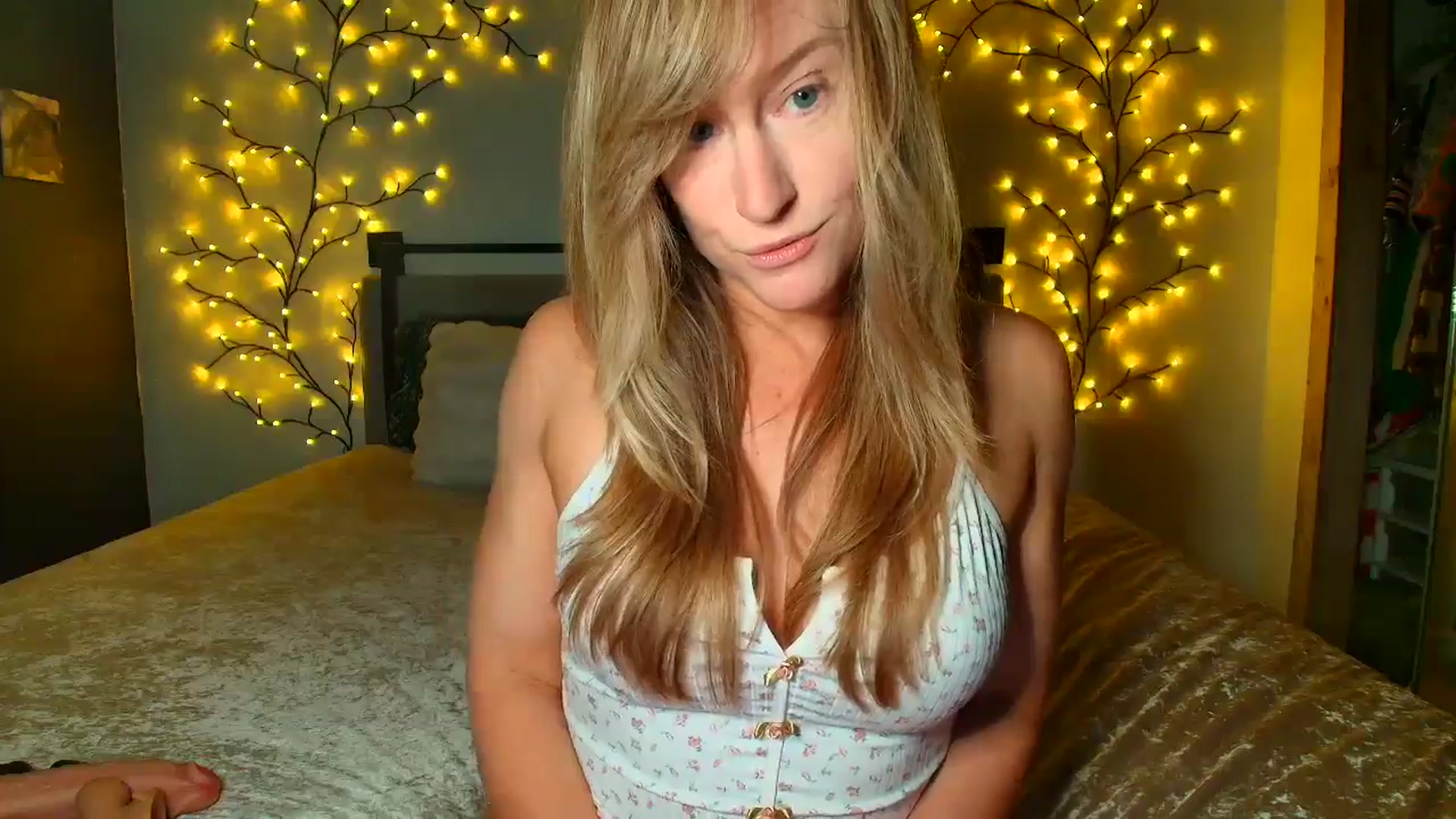 Gallery image thumbnail from JadeAmaryllis's myfreecams stream on, 03/21/2026, 15:05 image 15 of 20
