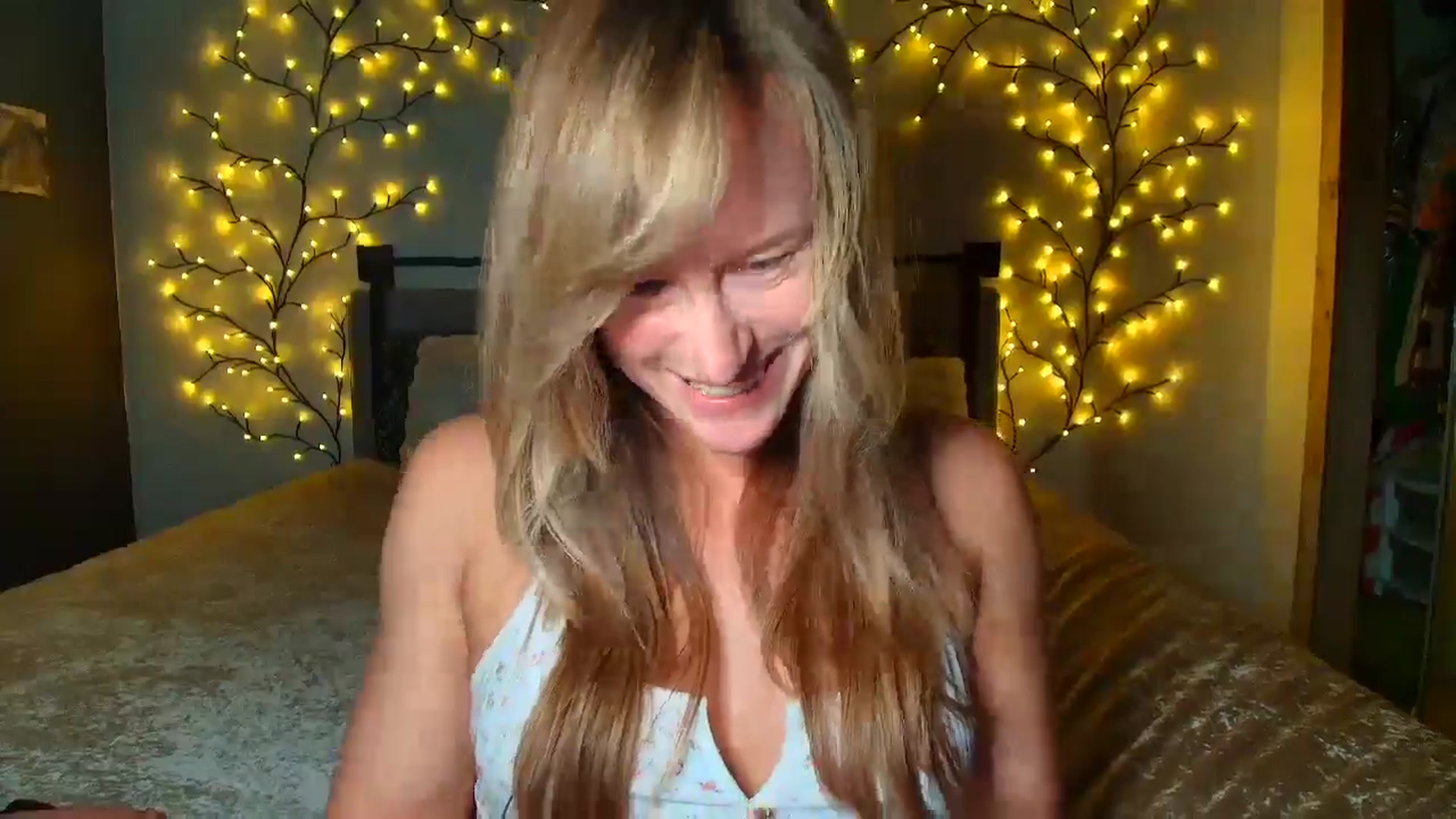Gallery image thumbnail from JadeAmaryllis's myfreecams stream on, 03/21/2026, 15:05 image 17 of 20