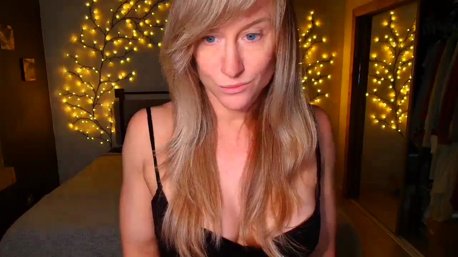 Gallery image thumbnail from JadeAmaryllis's myfreecams stream on, 03/24/2026, 15:12 image 18 of 20
