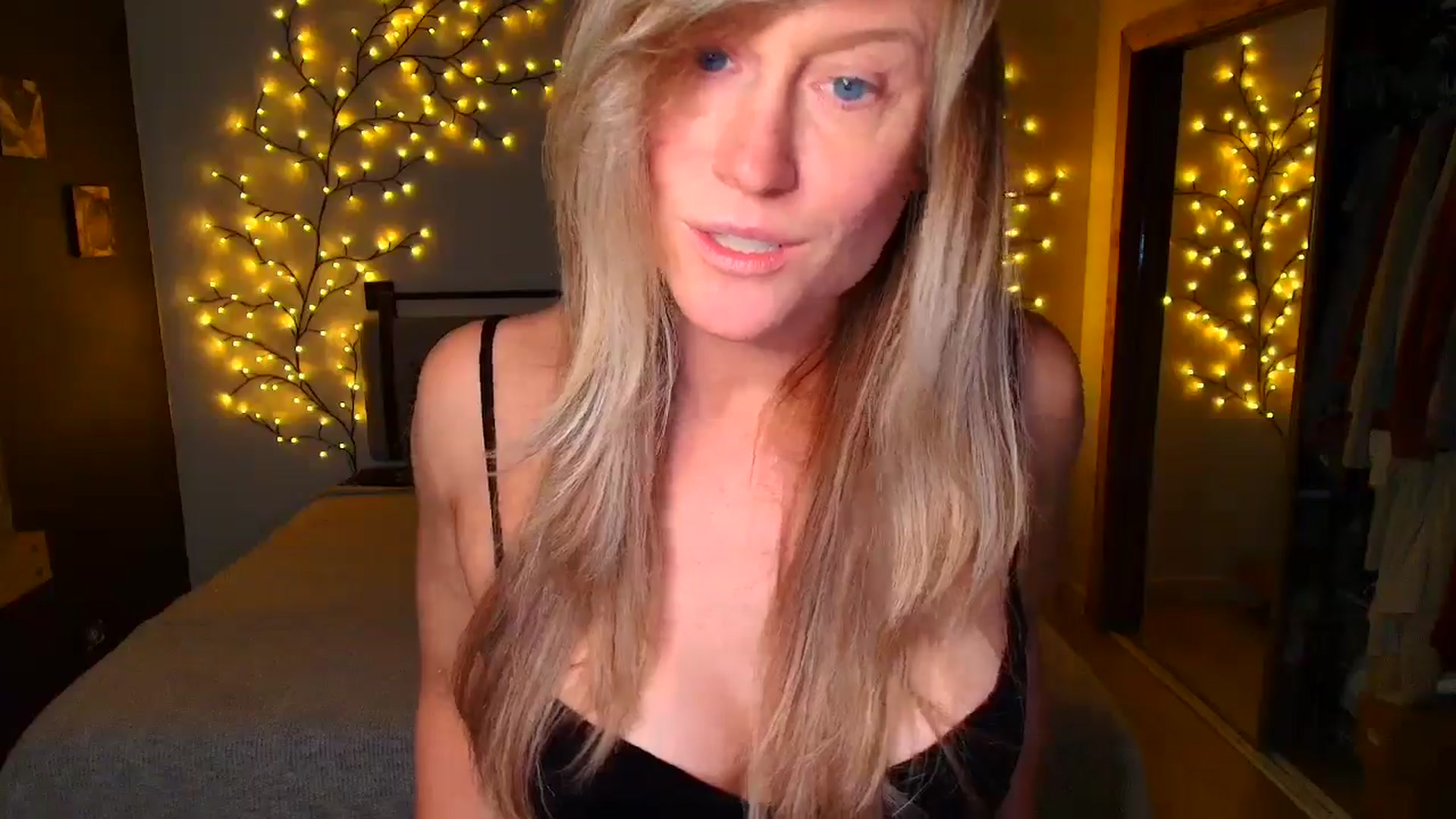 Gallery image thumbnail from JadeAmaryllis's myfreecams stream on, 03/24/2026, 15:12 image 14 of 20