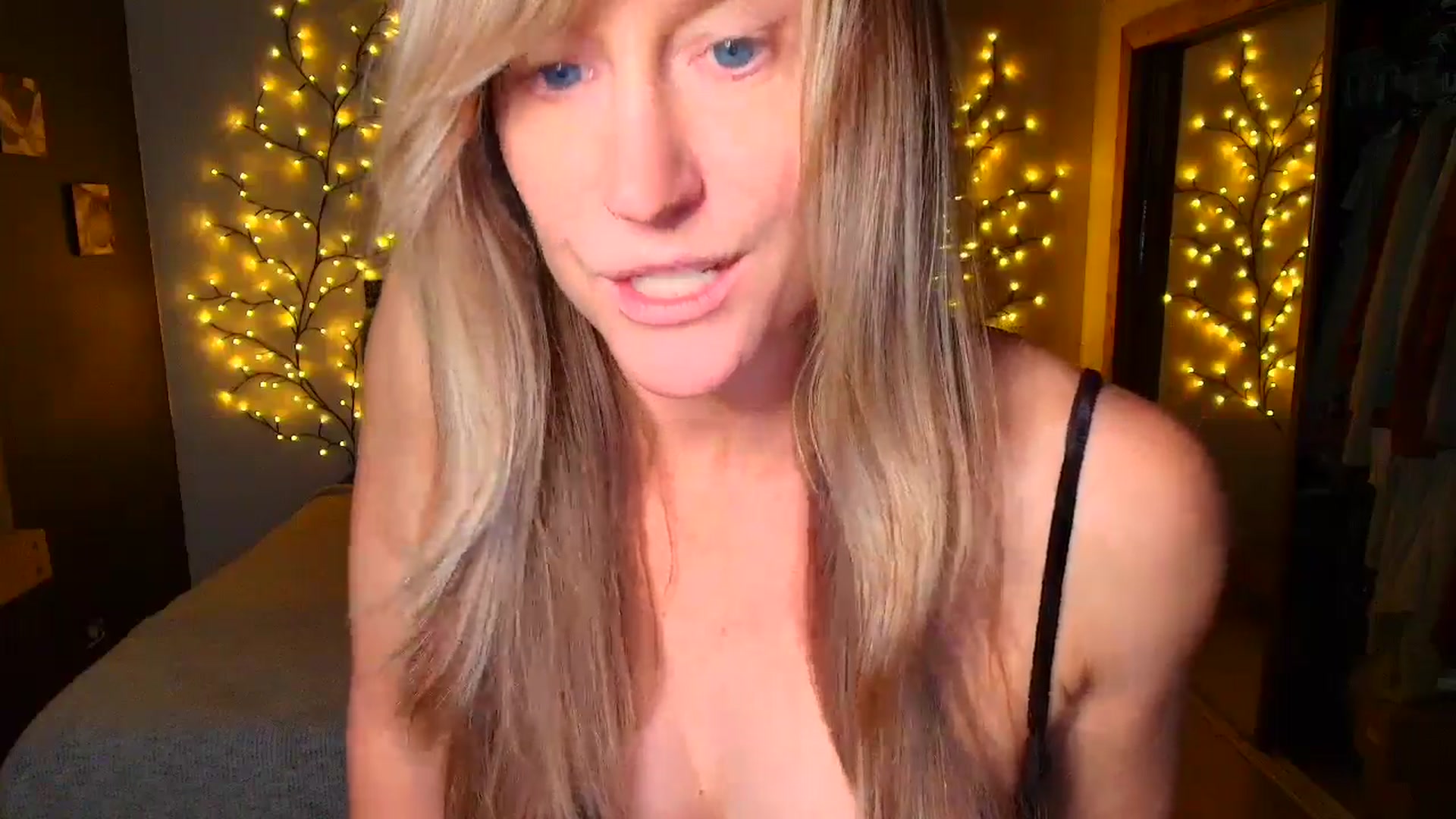 Gallery image thumbnail from JadeAmaryllis's myfreecams stream on, 03/24/2026, 15:12 image 5 of 20
