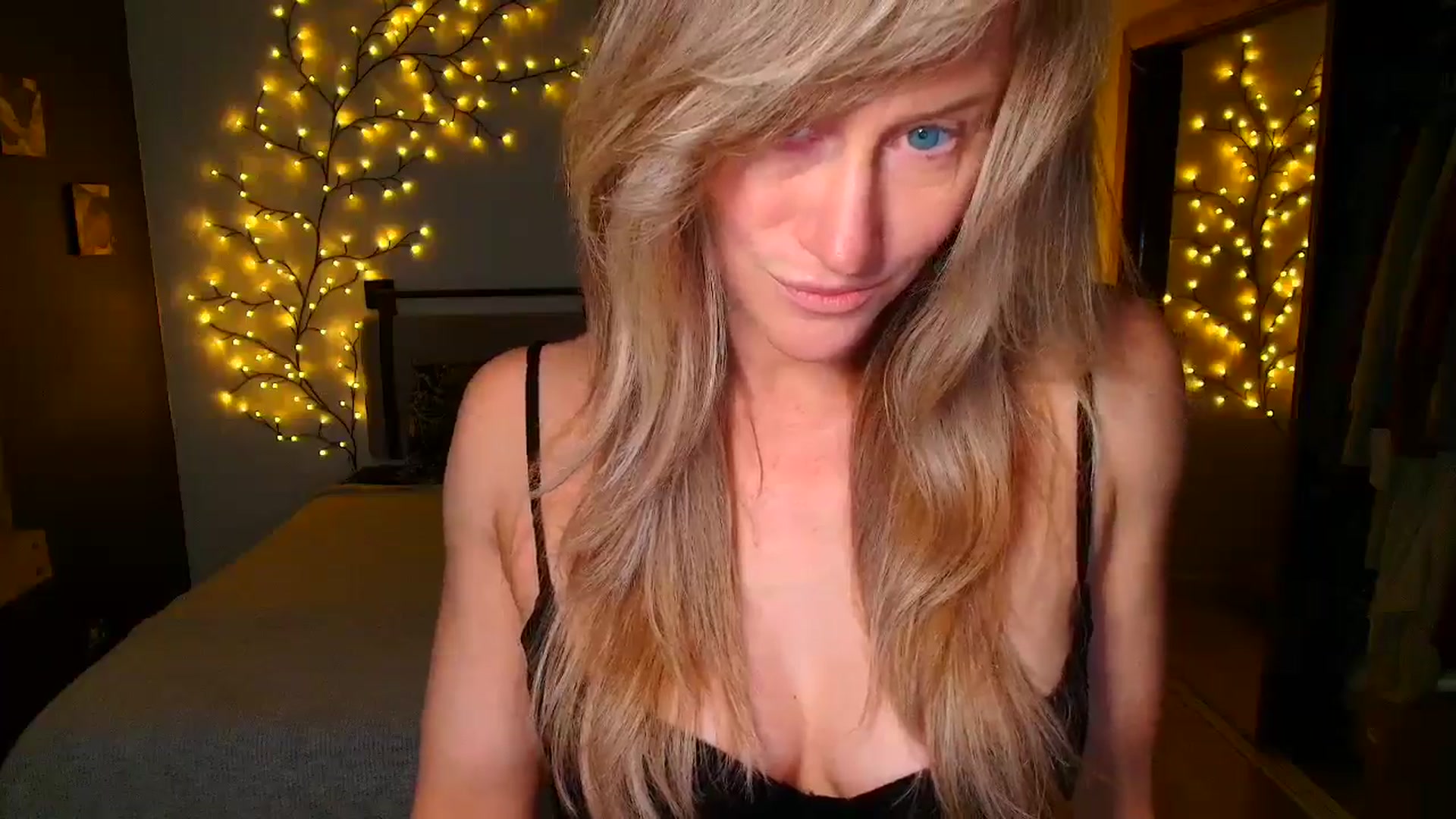 Gallery image thumbnail from JadeAmaryllis's myfreecams stream on, 03/24/2026, 15:12 image 7 of 20