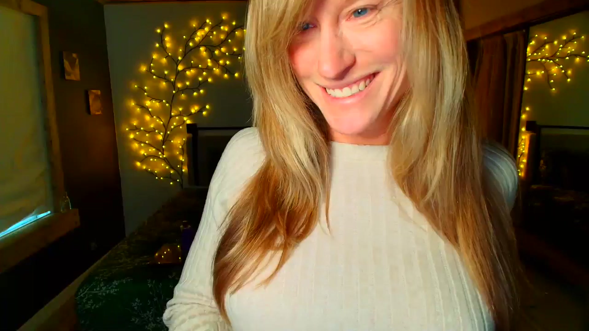 Gallery image thumbnail from JadeAmaryllis's myfreecams stream on, 04/04/2026, 15:28 image 11 of 20