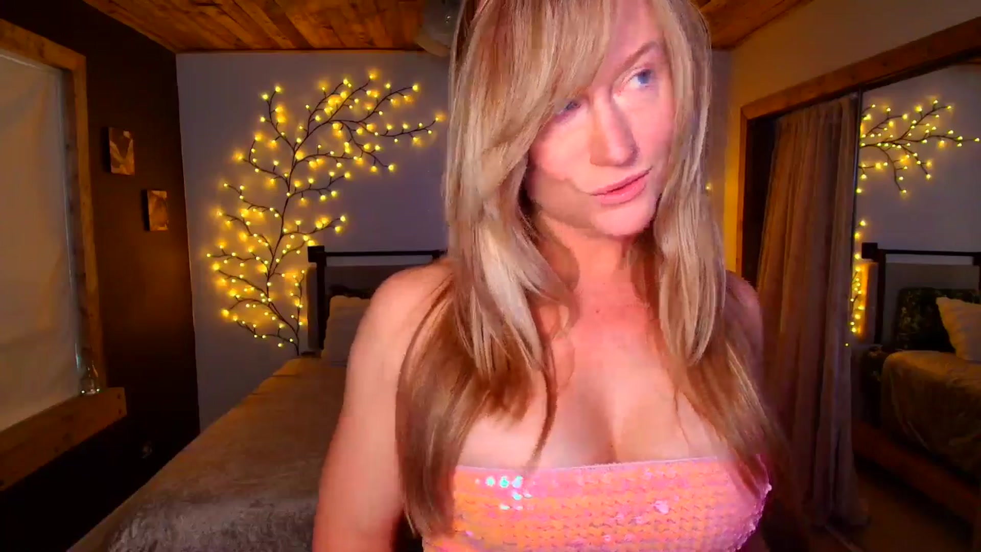 Gallery image thumbnail from JadeAmaryllis's myfreecams stream on, 04/05/2026, 15:07 image 14 of 20