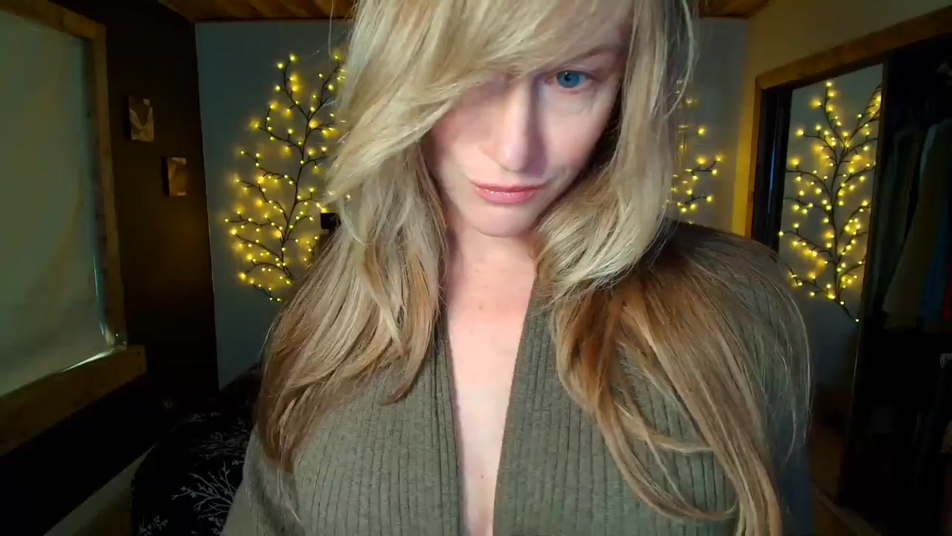 Gallery image thumbnail from JadeAmaryllis's myfreecams stream on, 04/12/2026, 14:11 image 20 of 20