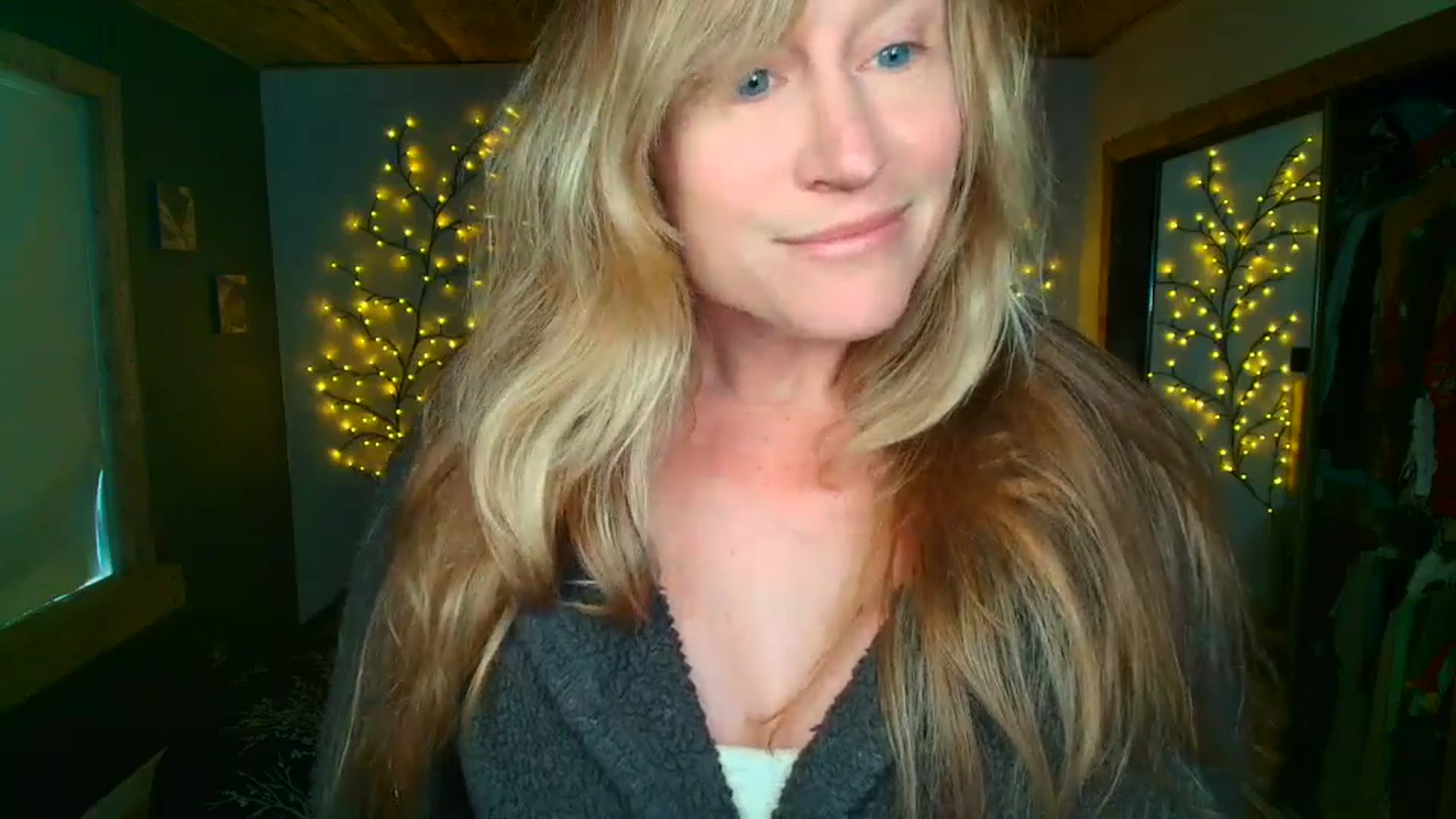 Gallery image thumbnail from JadeAmaryllis's myfreecams stream on, 04/16/2026, 13:54 image 3 of 20