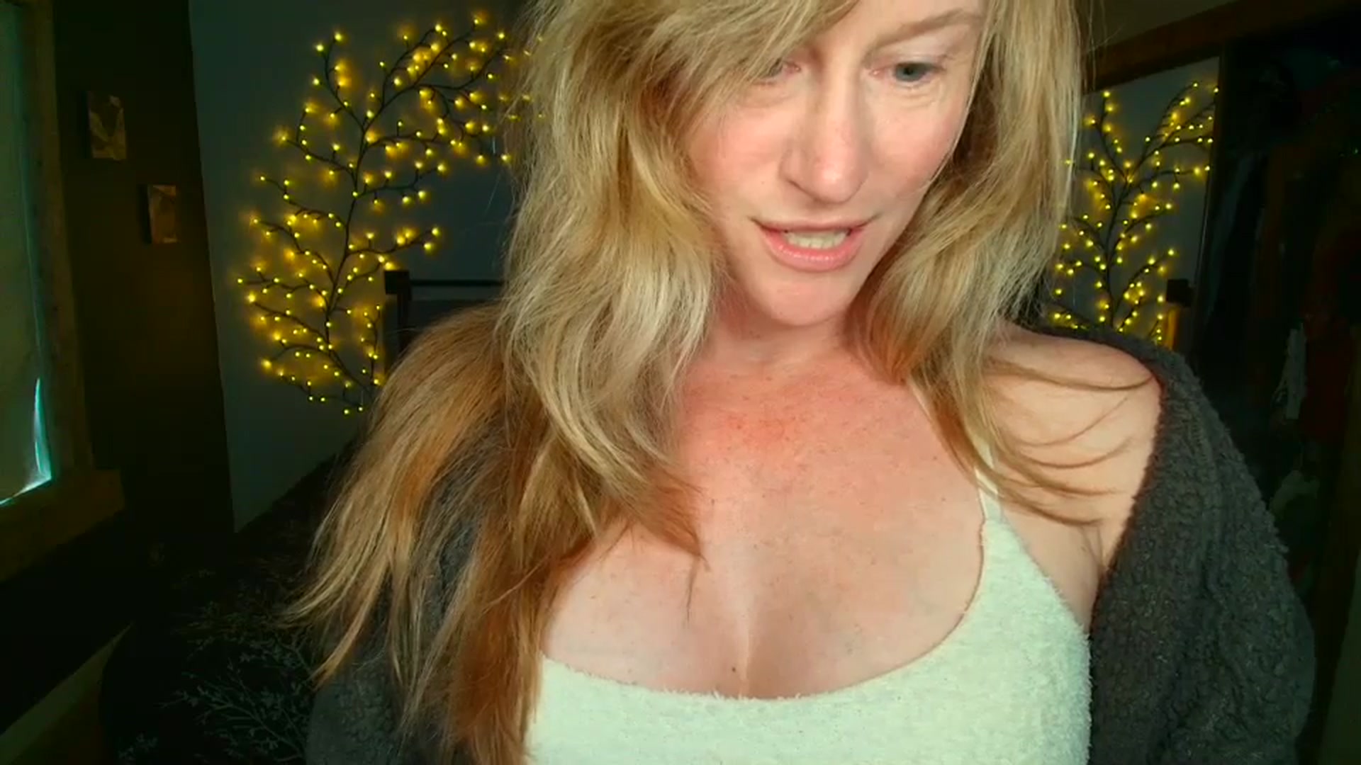 Gallery image thumbnail from JadeAmaryllis's myfreecams stream on, 04/16/2026, 13:54 image 15 of 20
