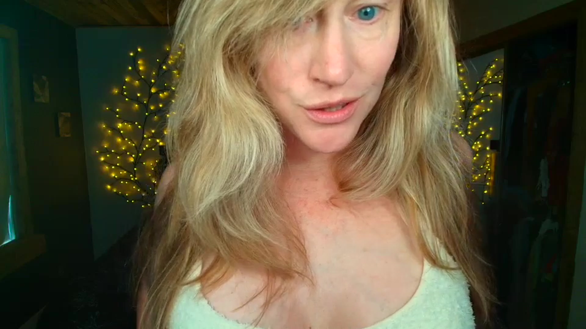 Gallery image thumbnail from JadeAmaryllis's myfreecams stream on, 04/16/2026, 13:54 image 11 of 20