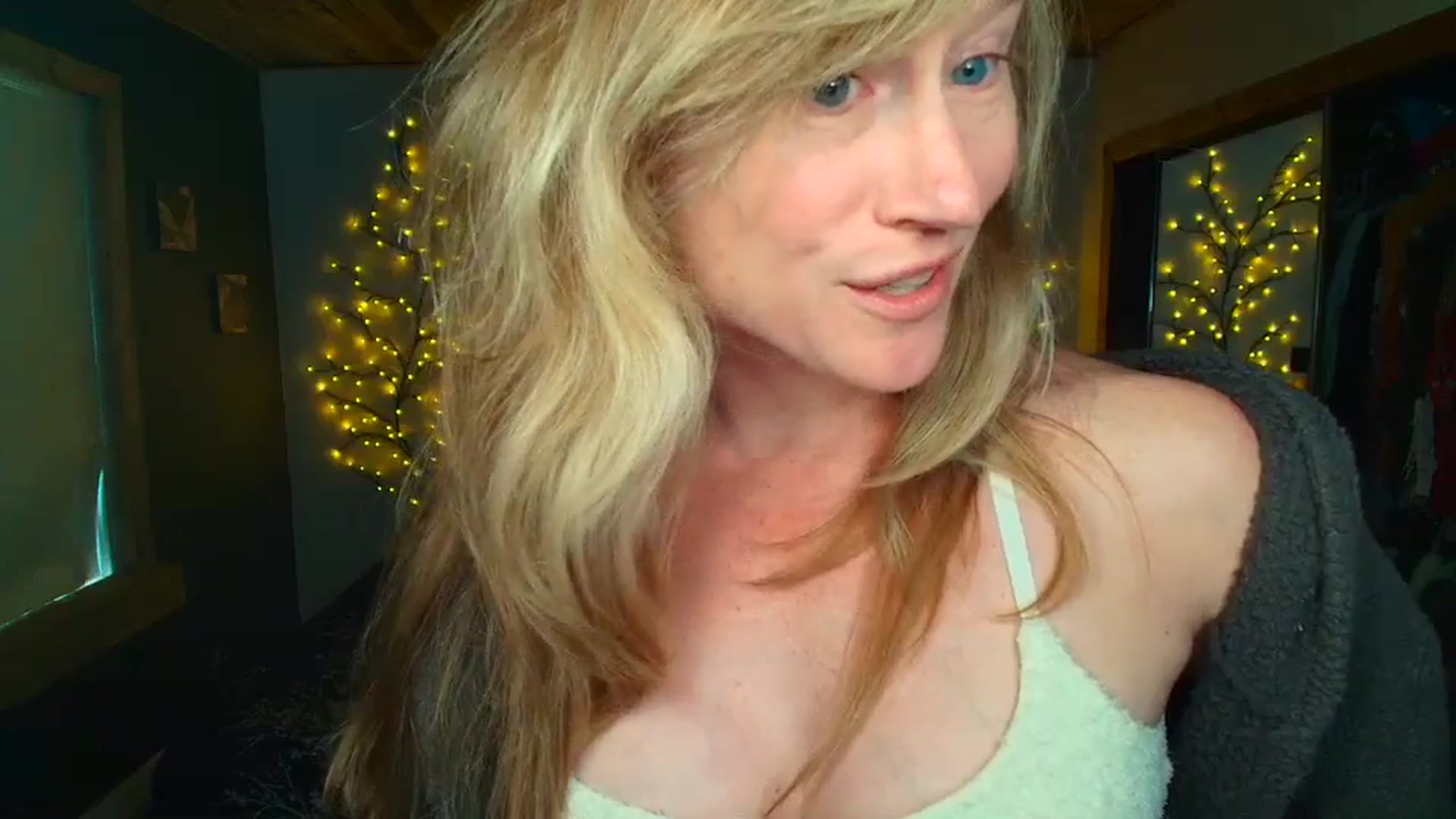 Gallery image thumbnail from JadeAmaryllis's myfreecams stream on, 04/16/2026, 13:54 image 2 of 20
