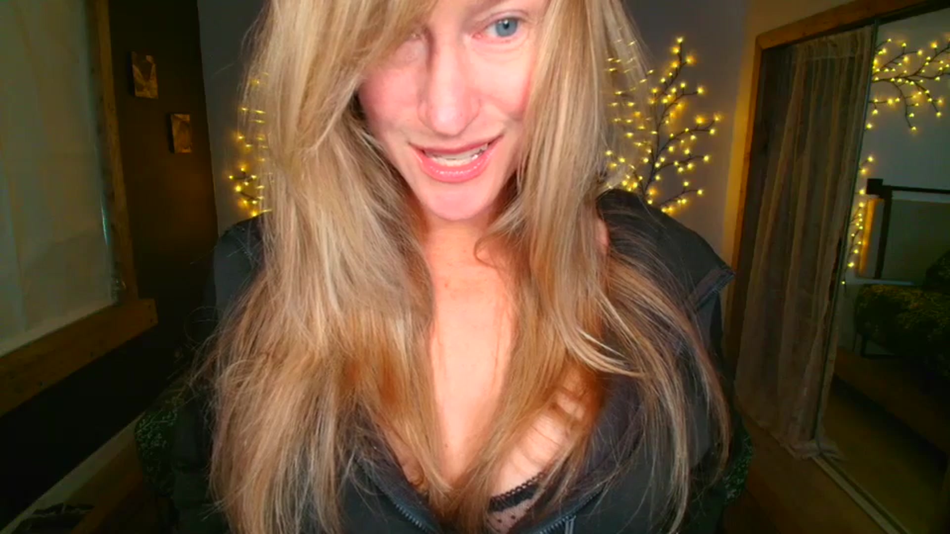 Gallery image thumbnail from JadeAmaryllis's myfreecams stream on, 04/19/2026, 14:49 image 16 of 20