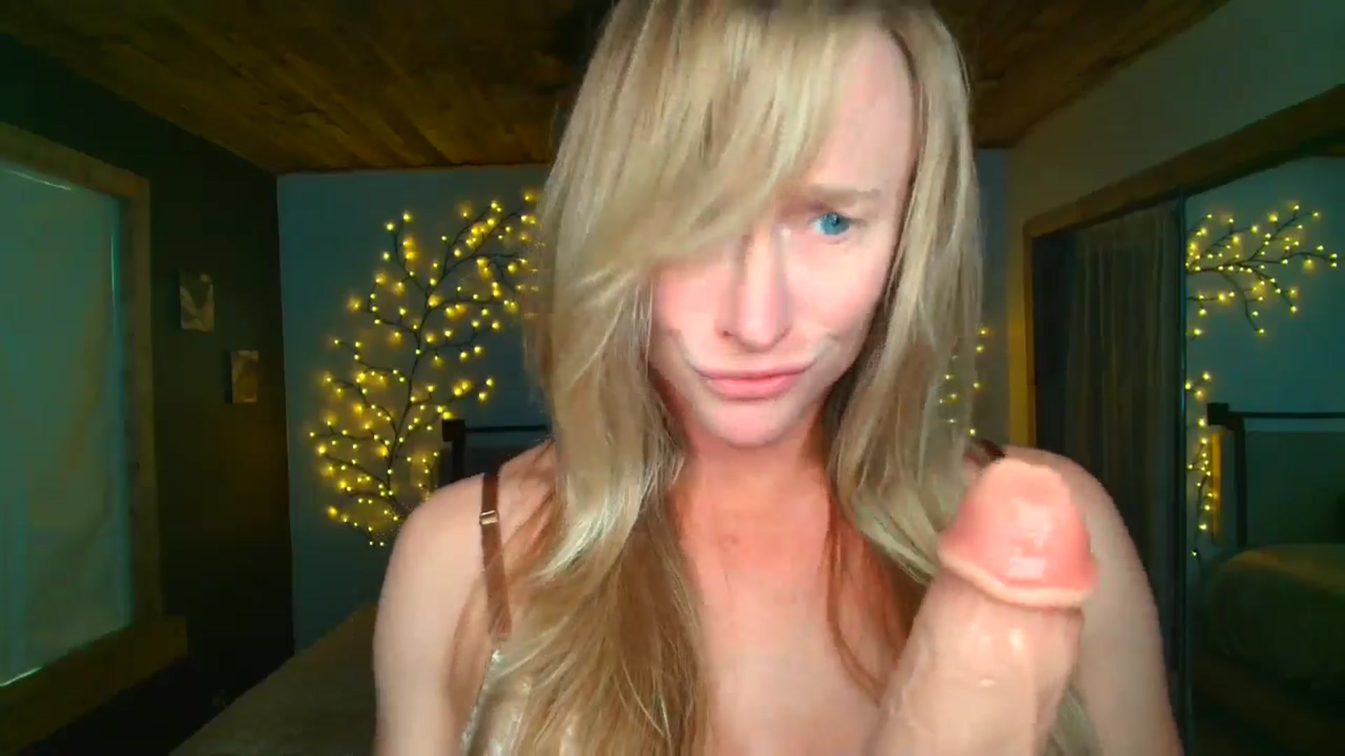 Gallery image thumbnail from JadeAmaryllis's myfreecams stream on, 04/25/2026, 17:57 image 20 of 20