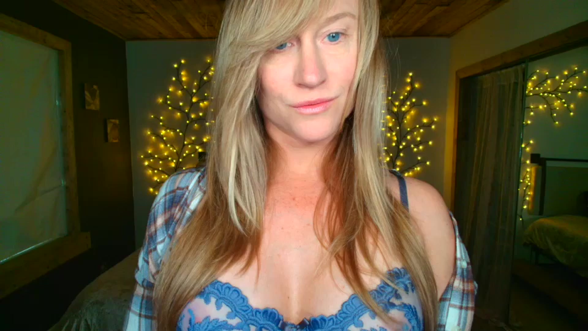 Gallery image thumbnail from JadeAmaryllis's myfreecams stream on, 04/26/2026, 15:25 image 7 of 20